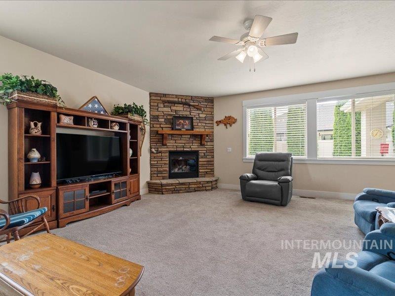4275 W Cardon St Property Photo 10