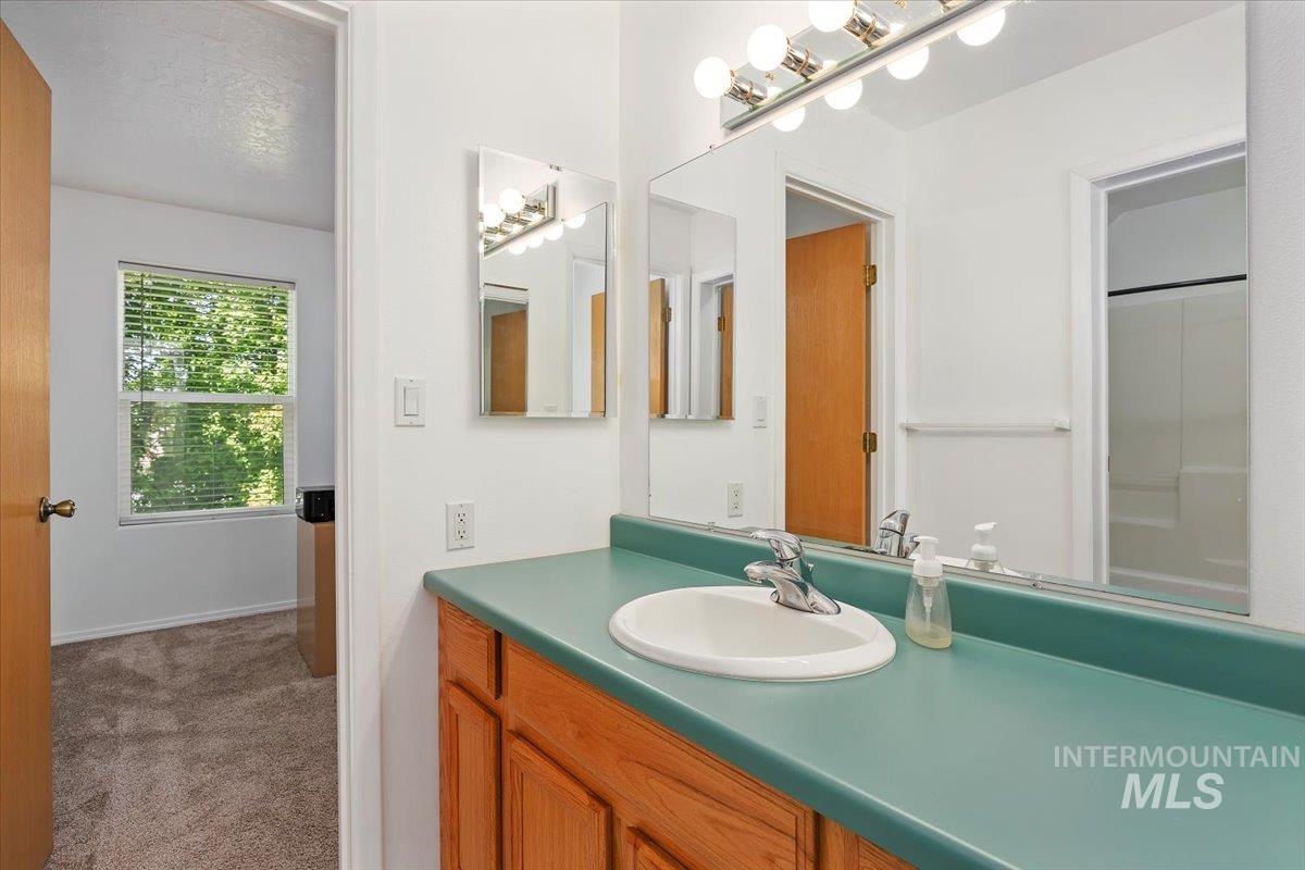 612 Northern Pine Ct Property Photo 21