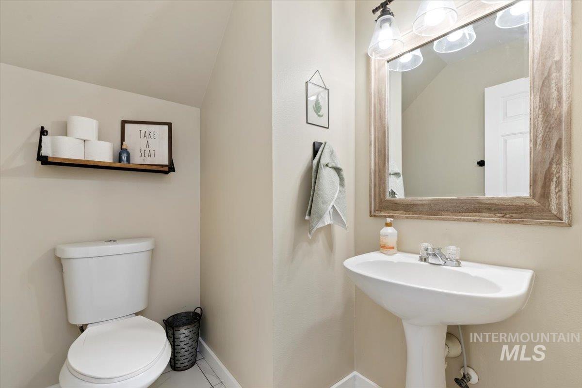 761 S Tennyson Way Property Photo 18