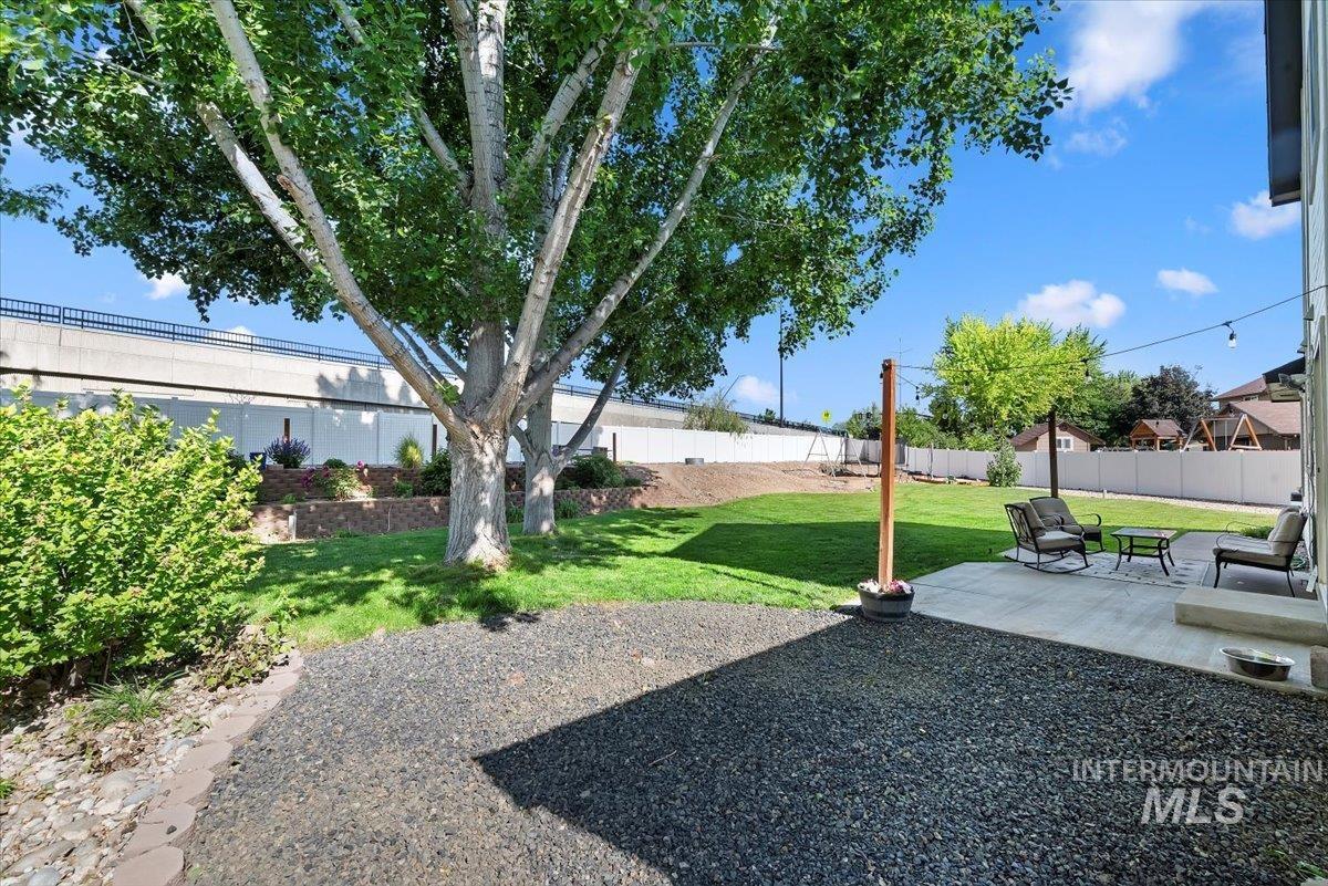 761 S Tennyson Way Property Photo 32