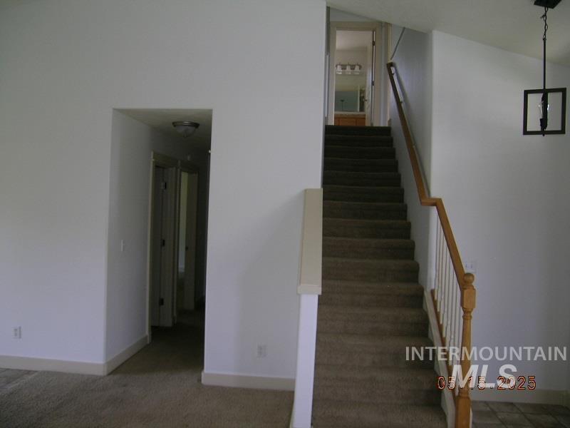 20118 Kremmwood Dr Property Photo 3