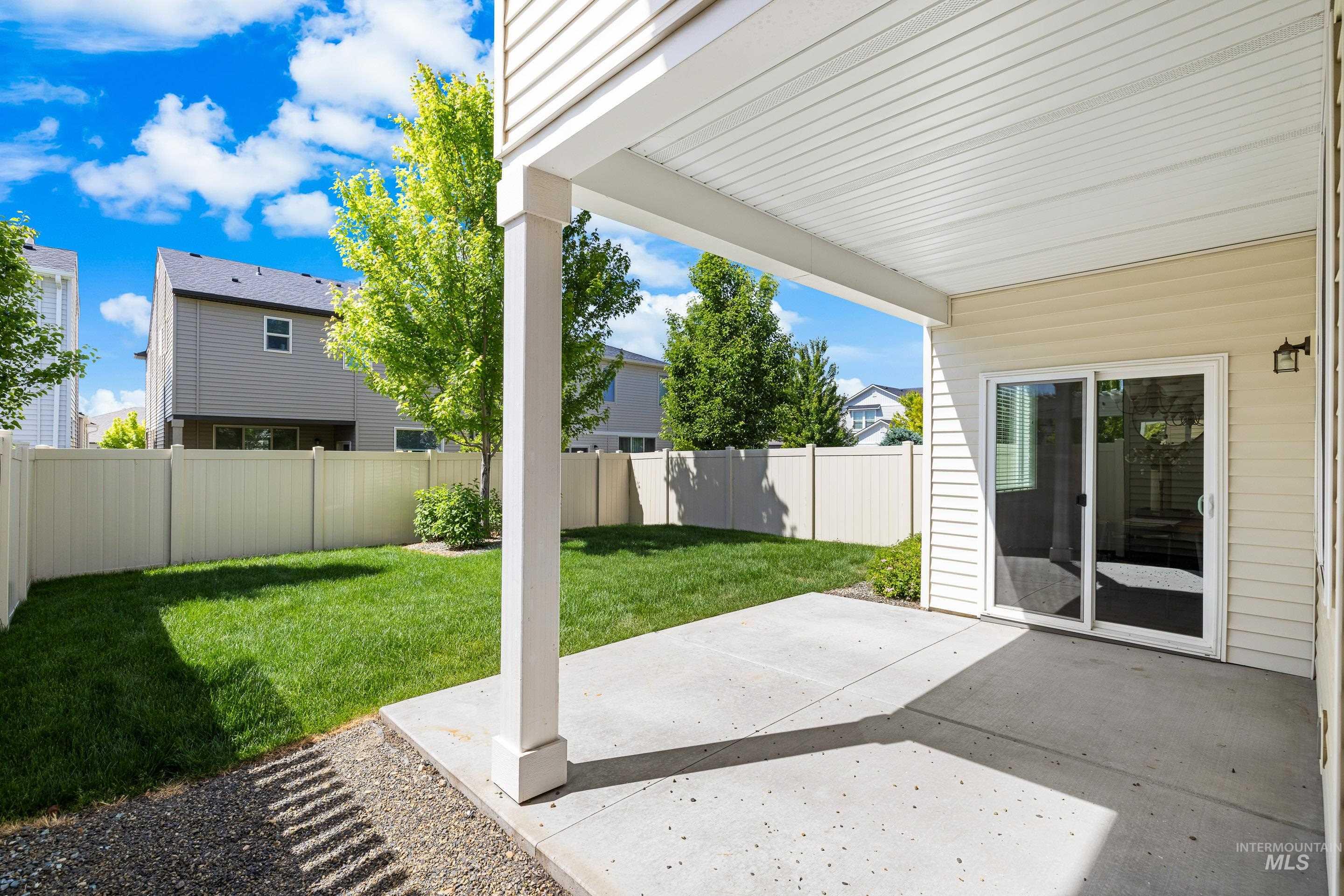 4061 E Esperanto Street Property Photo 39