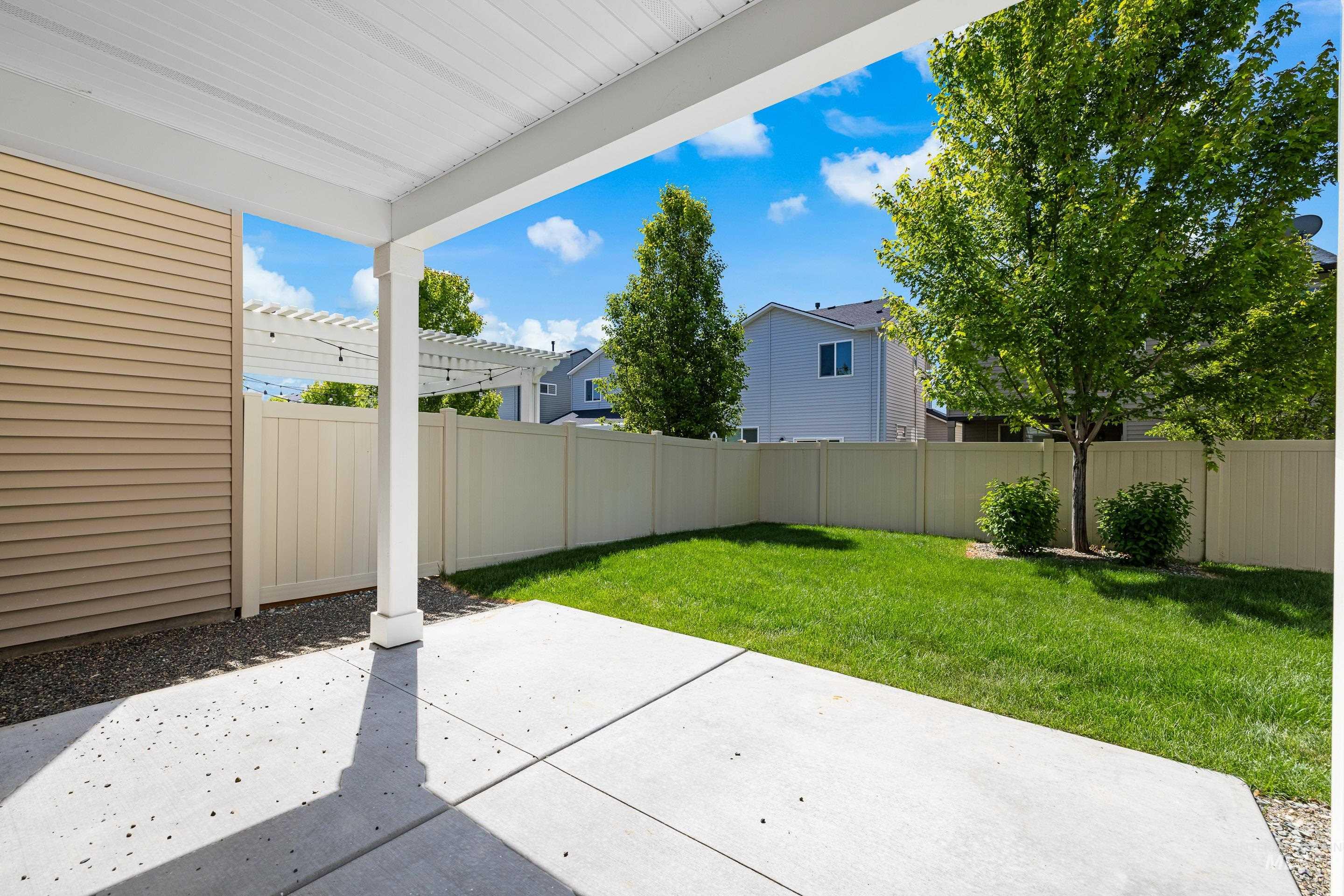 4061 E Esperanto Street Property Photo 40