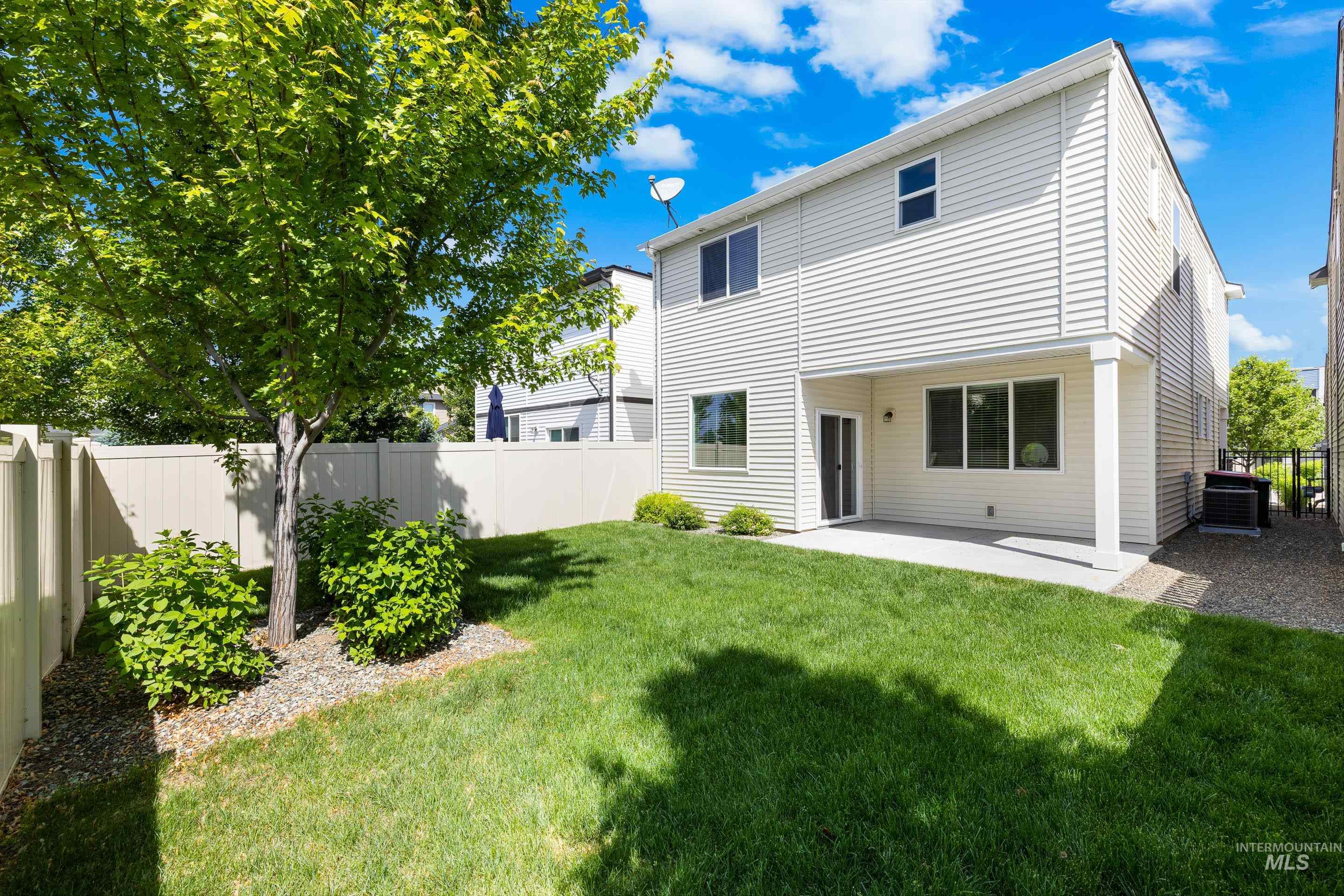 4061 E Esperanto Street Property Photo 42