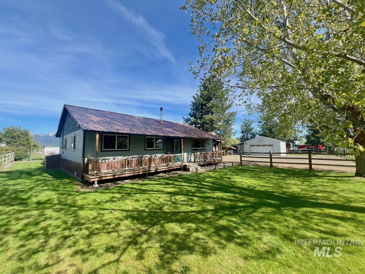 13974 Rustic Road Property Photo 1