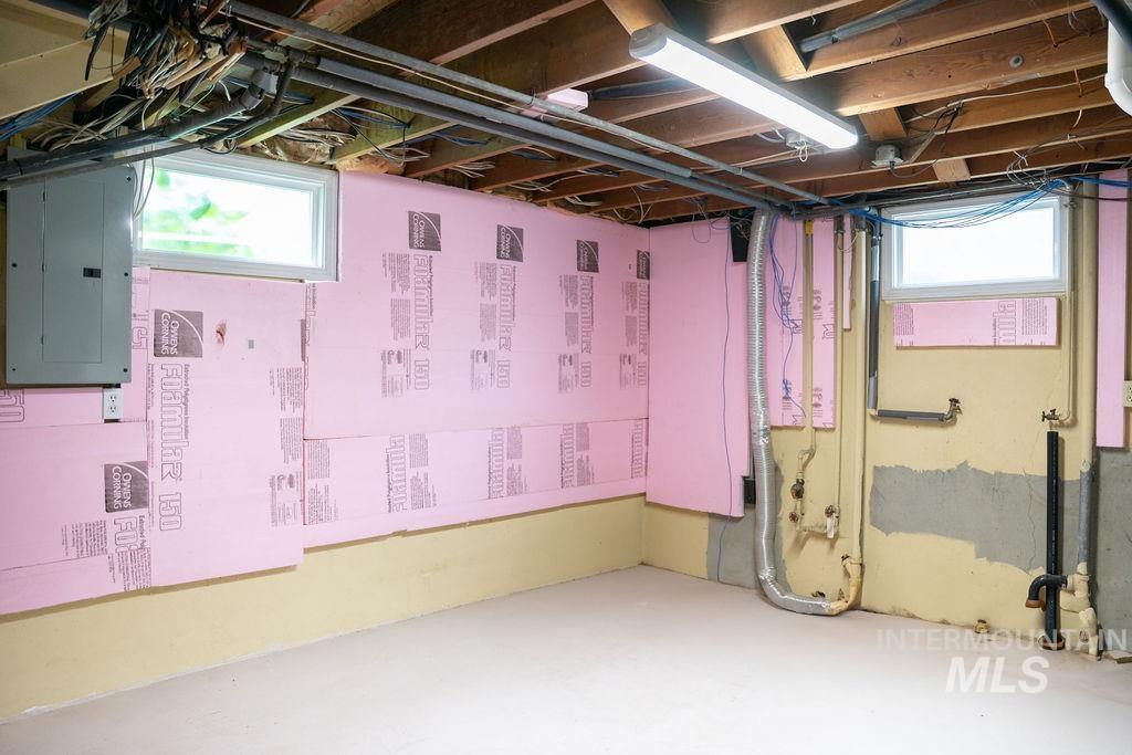 1114 12th Ave Property Photo 18