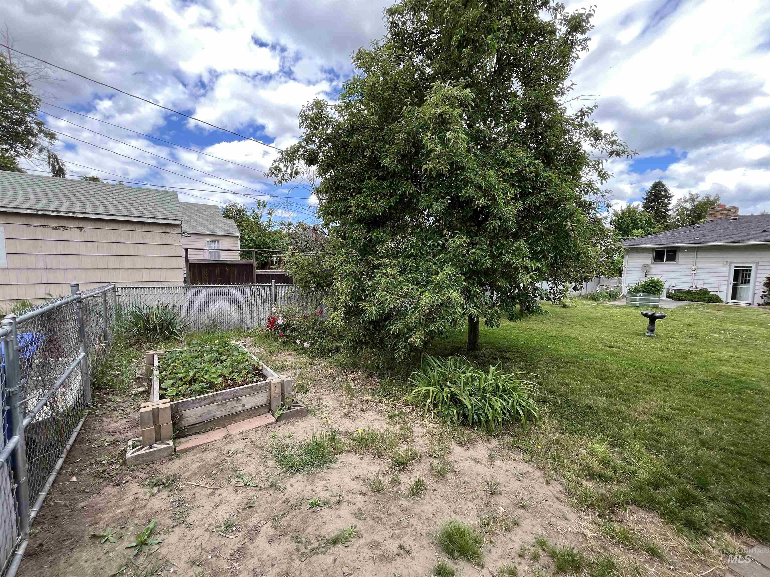 1114 12th Ave Property Photo 39