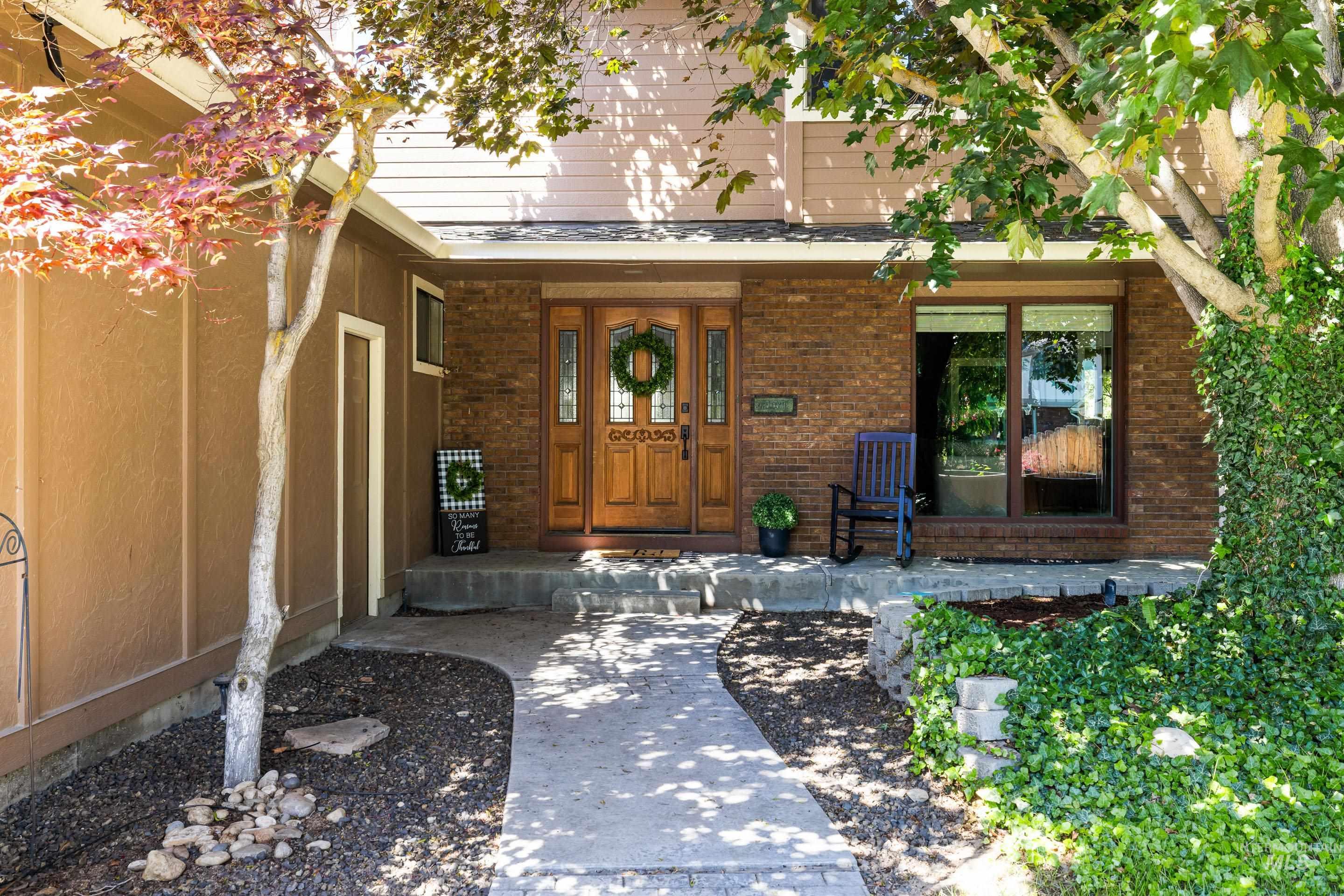 11958 W Goldenrod Ave. Property Photo 2