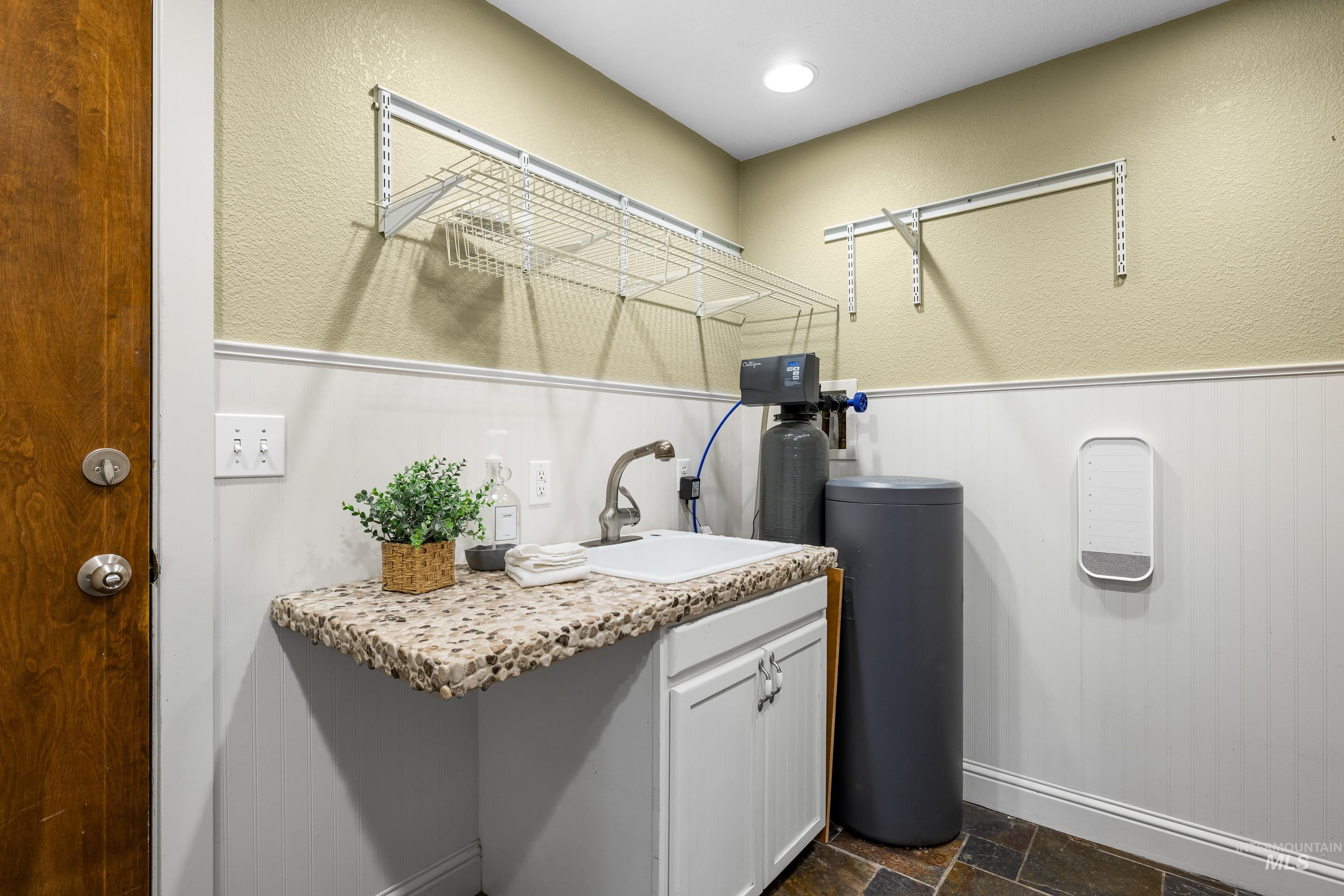 11958 W Goldenrod Ave. Property Photo 23