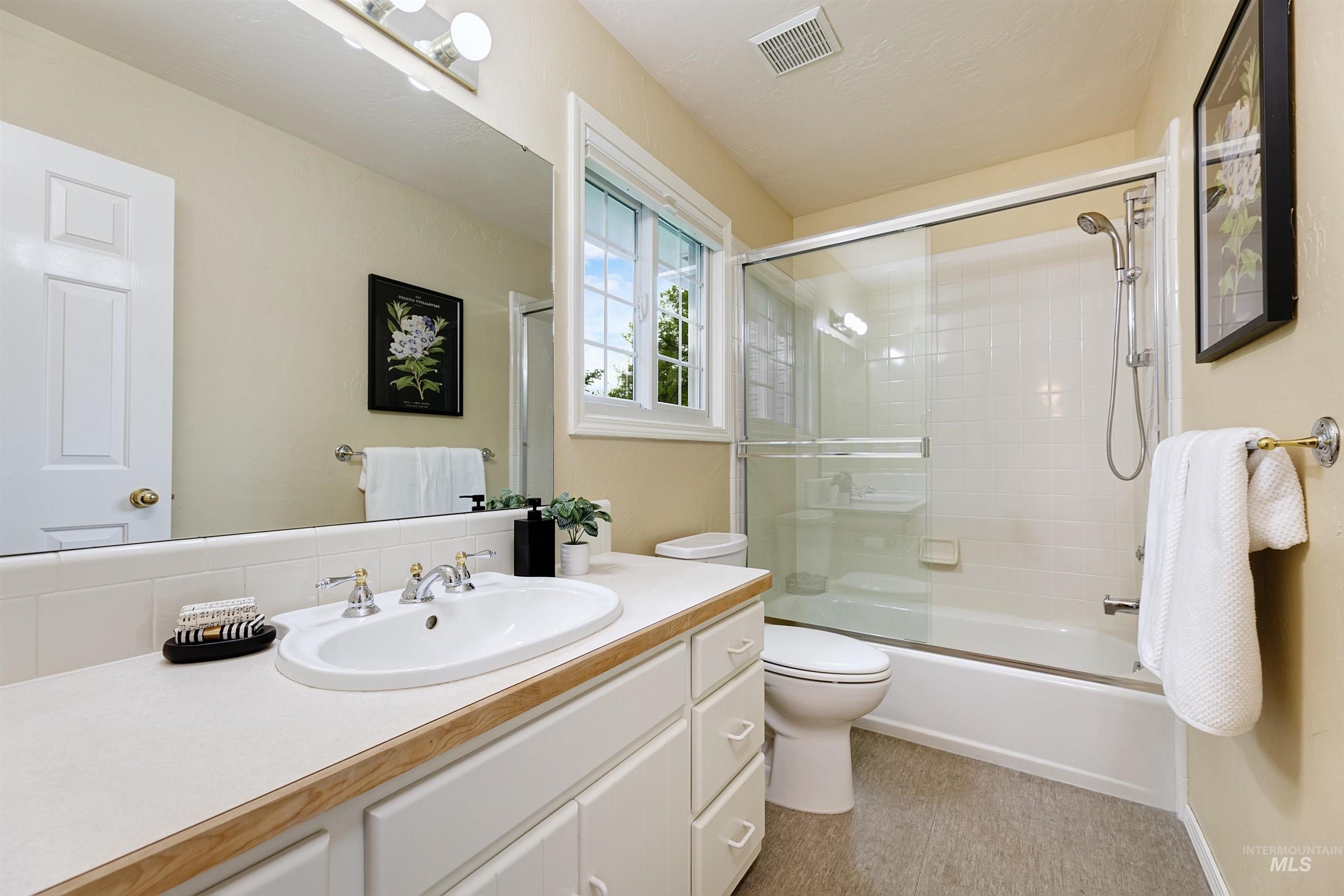 890 W Sandstone Lane Property Photo 22