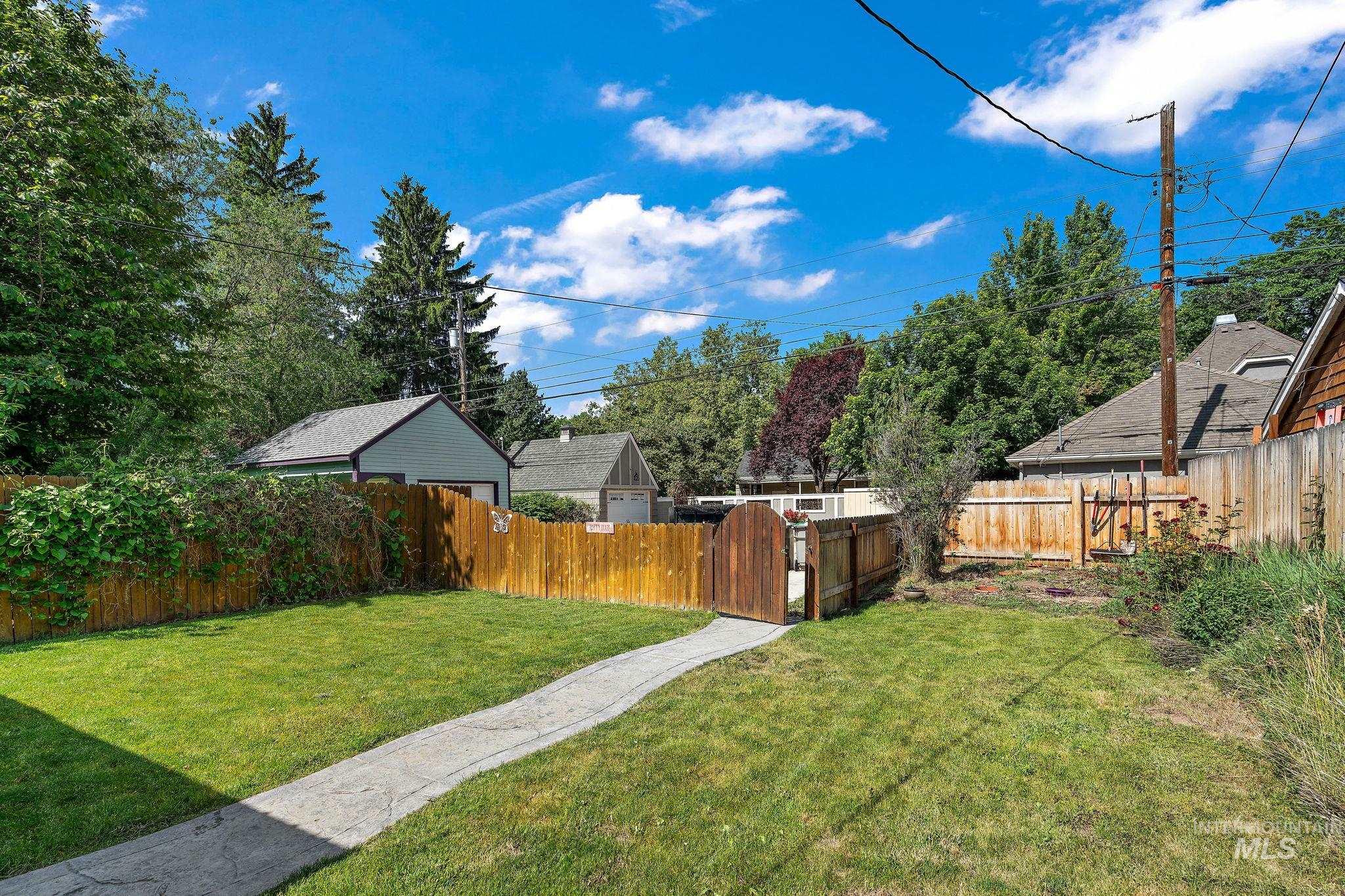 1615 N 16th Street Property Photo 31