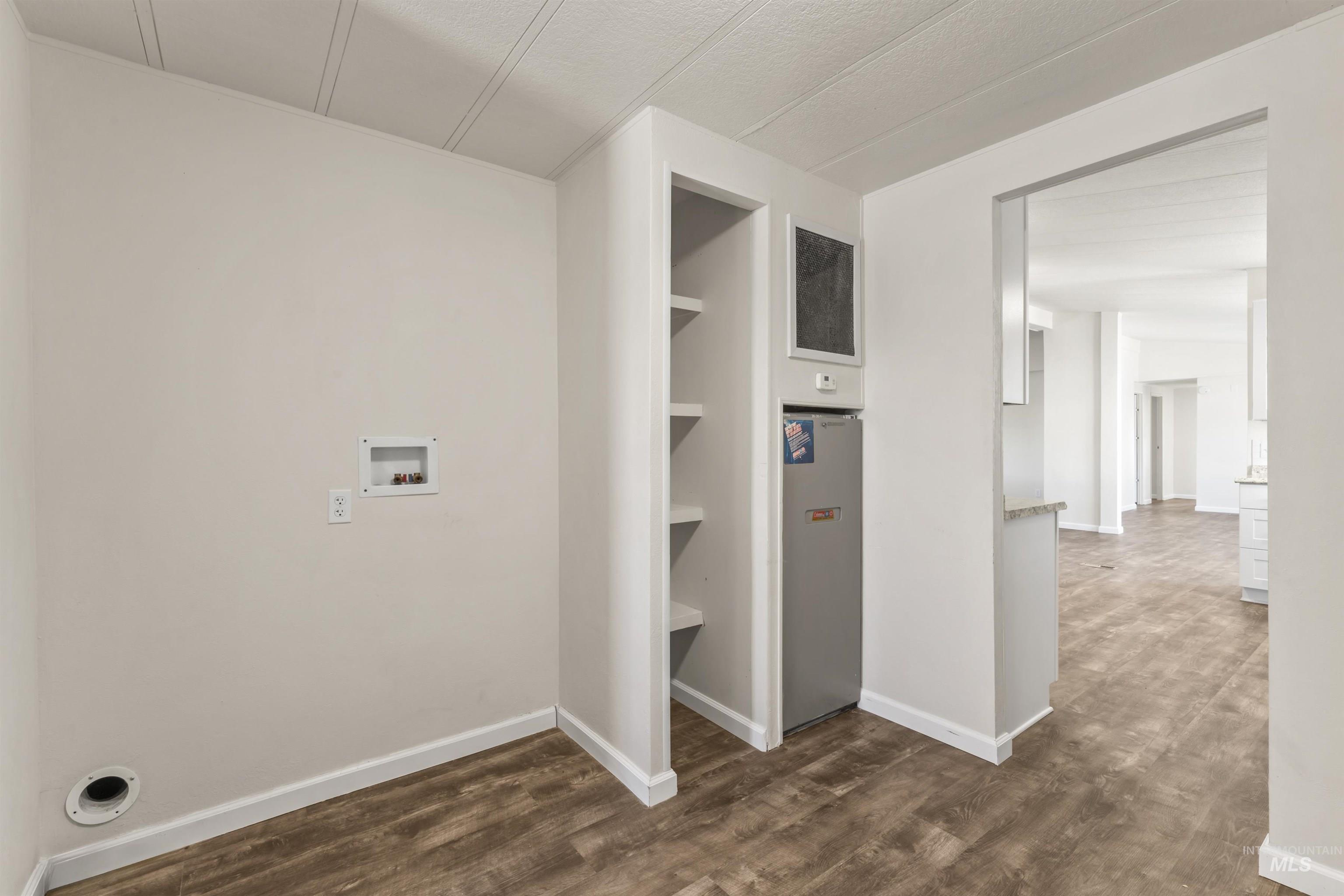 146 N Hammett Hill Rd Property Photo 32