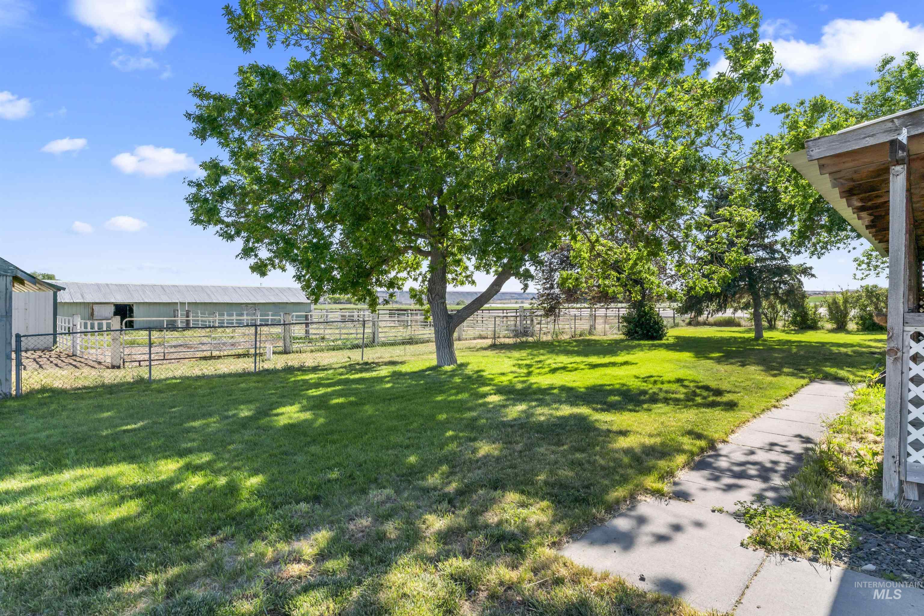 146 N Hammett Hill Rd Property Photo 32