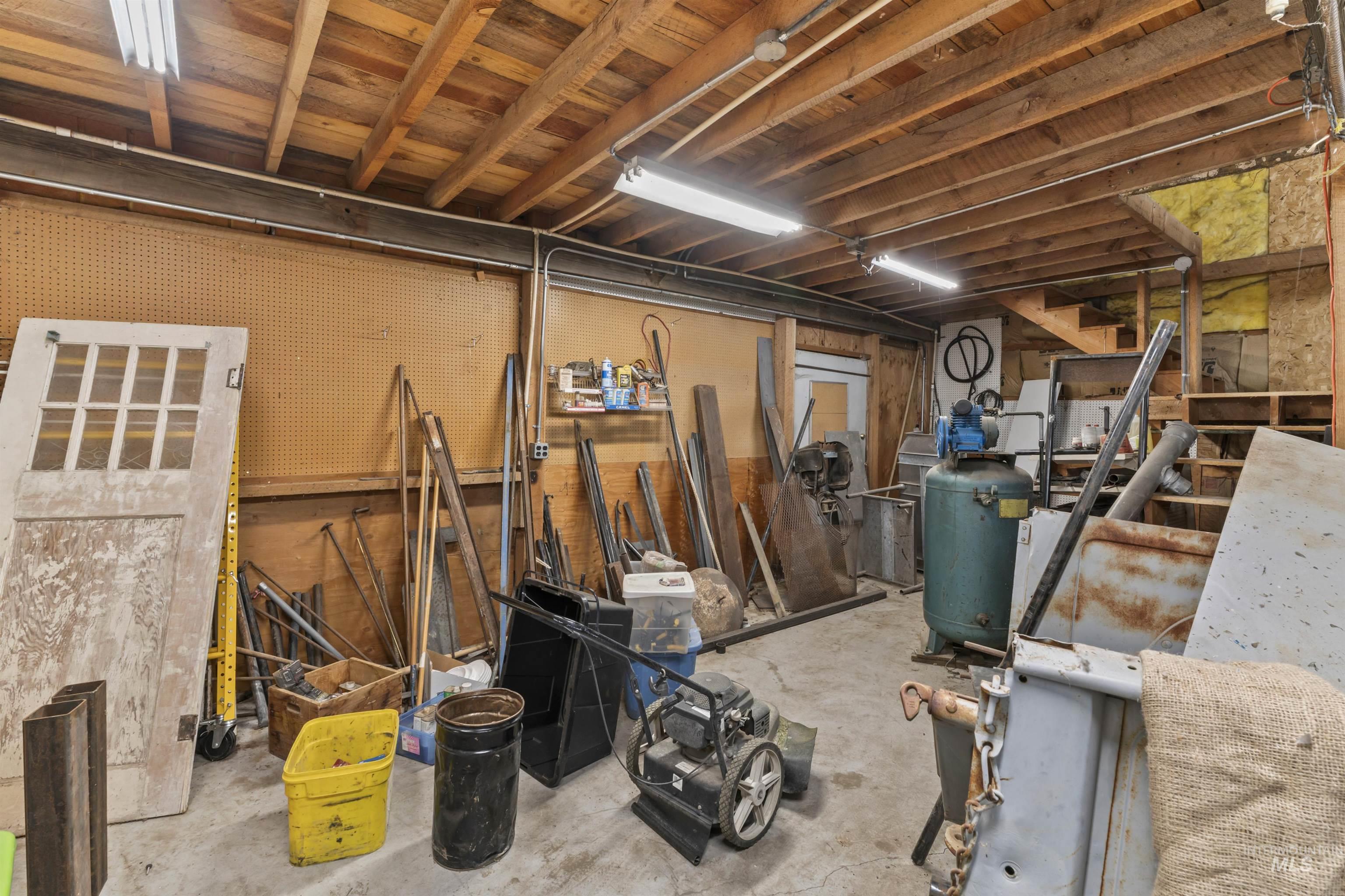 146 N Hammett Hill Rd Property Photo 42