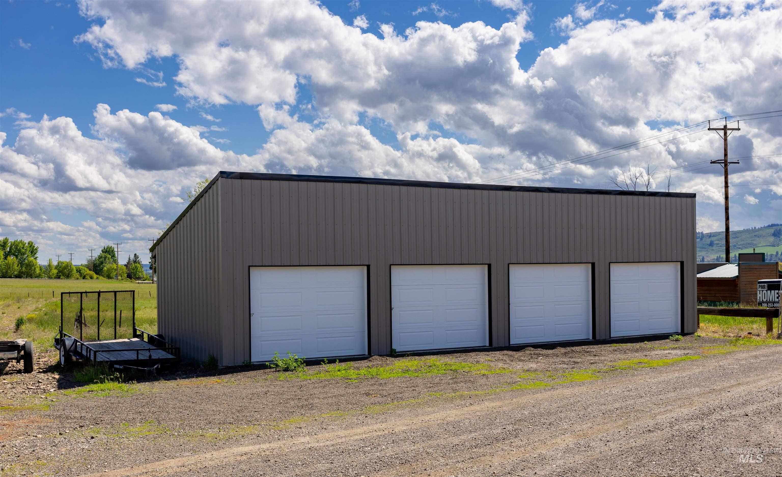 2194 Highway 95 Property Photo 8