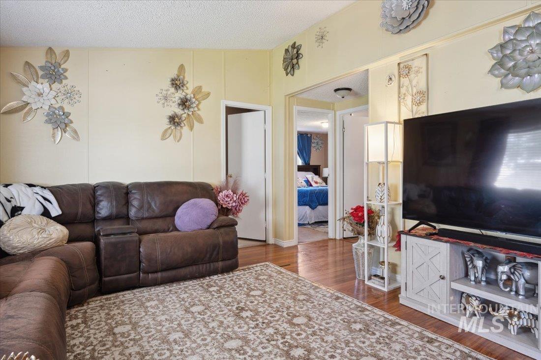 15741 Willis Road Property Photo 9