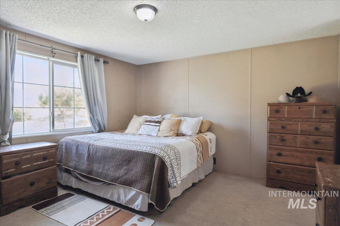 15741 Willis Road Property Photo 16