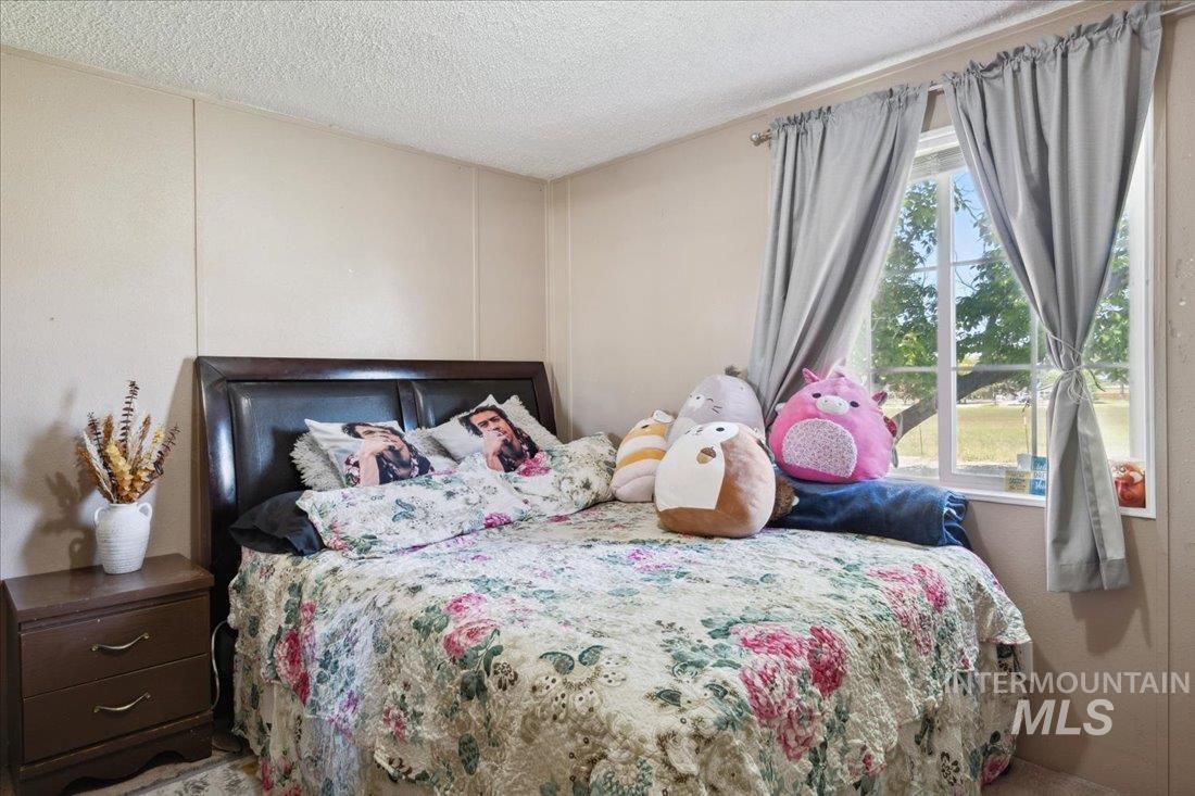 15741 Willis Road Property Photo 23