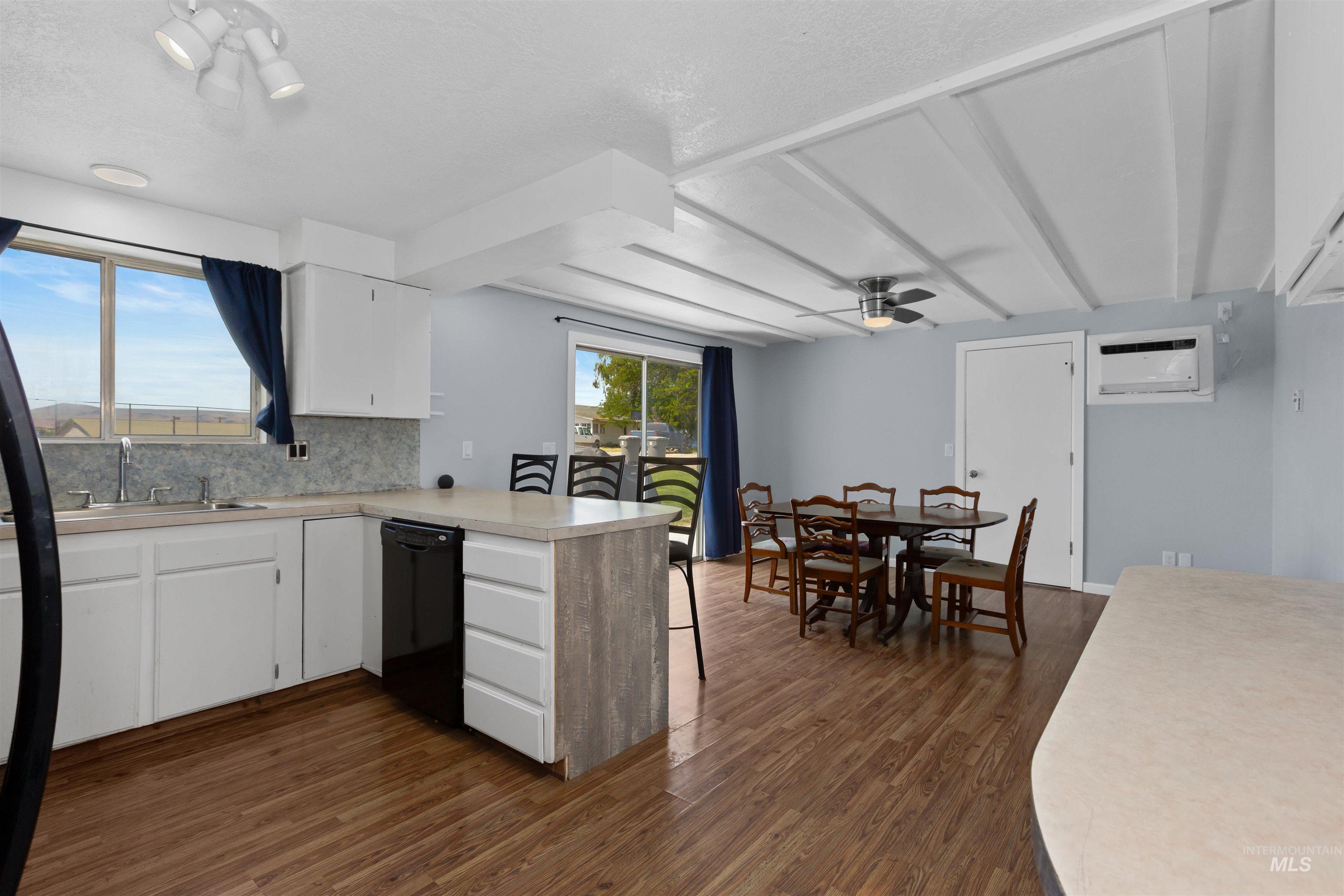 101 Patton St Property Photo 12