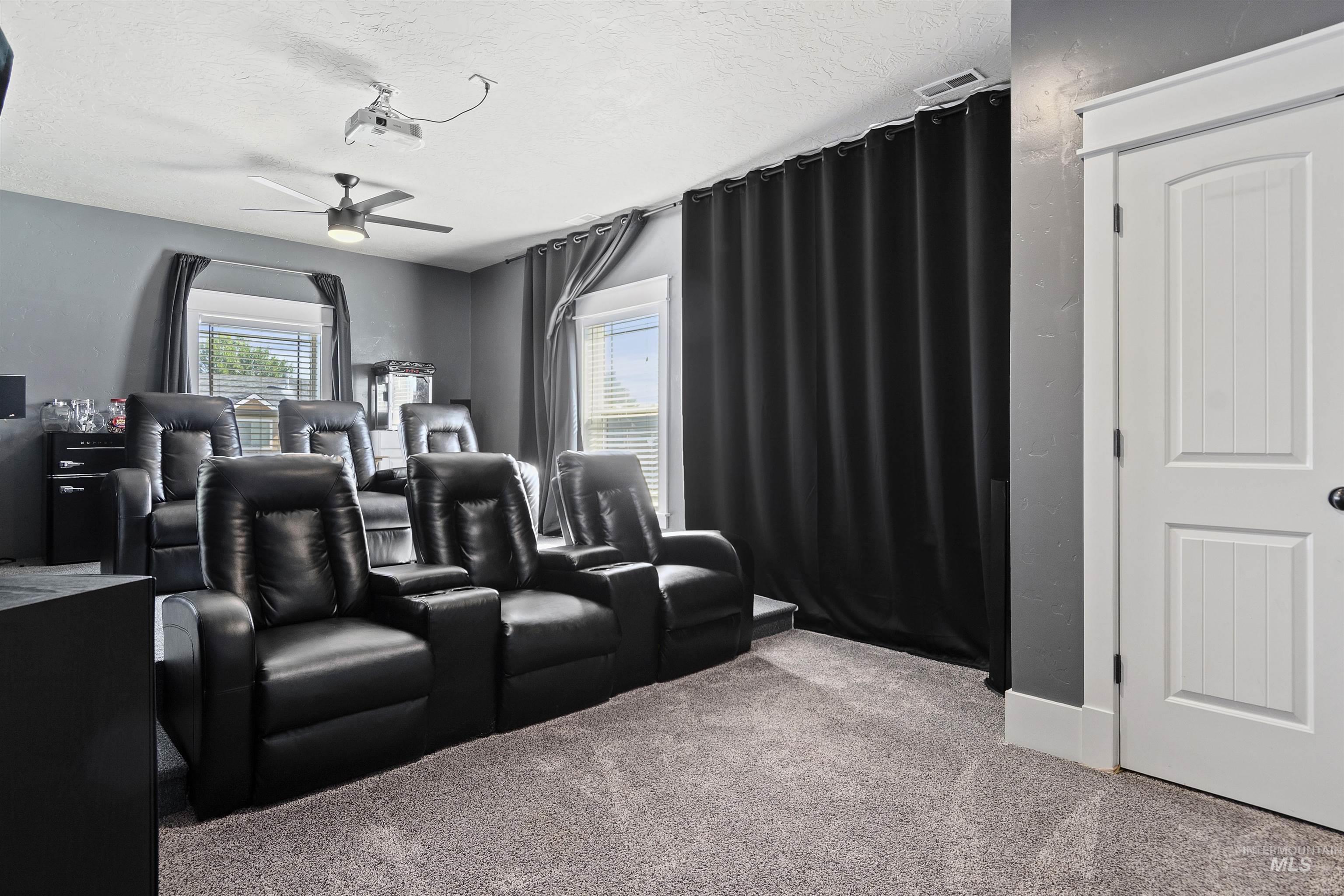 4854 S Silverpine Way Property Photo 25