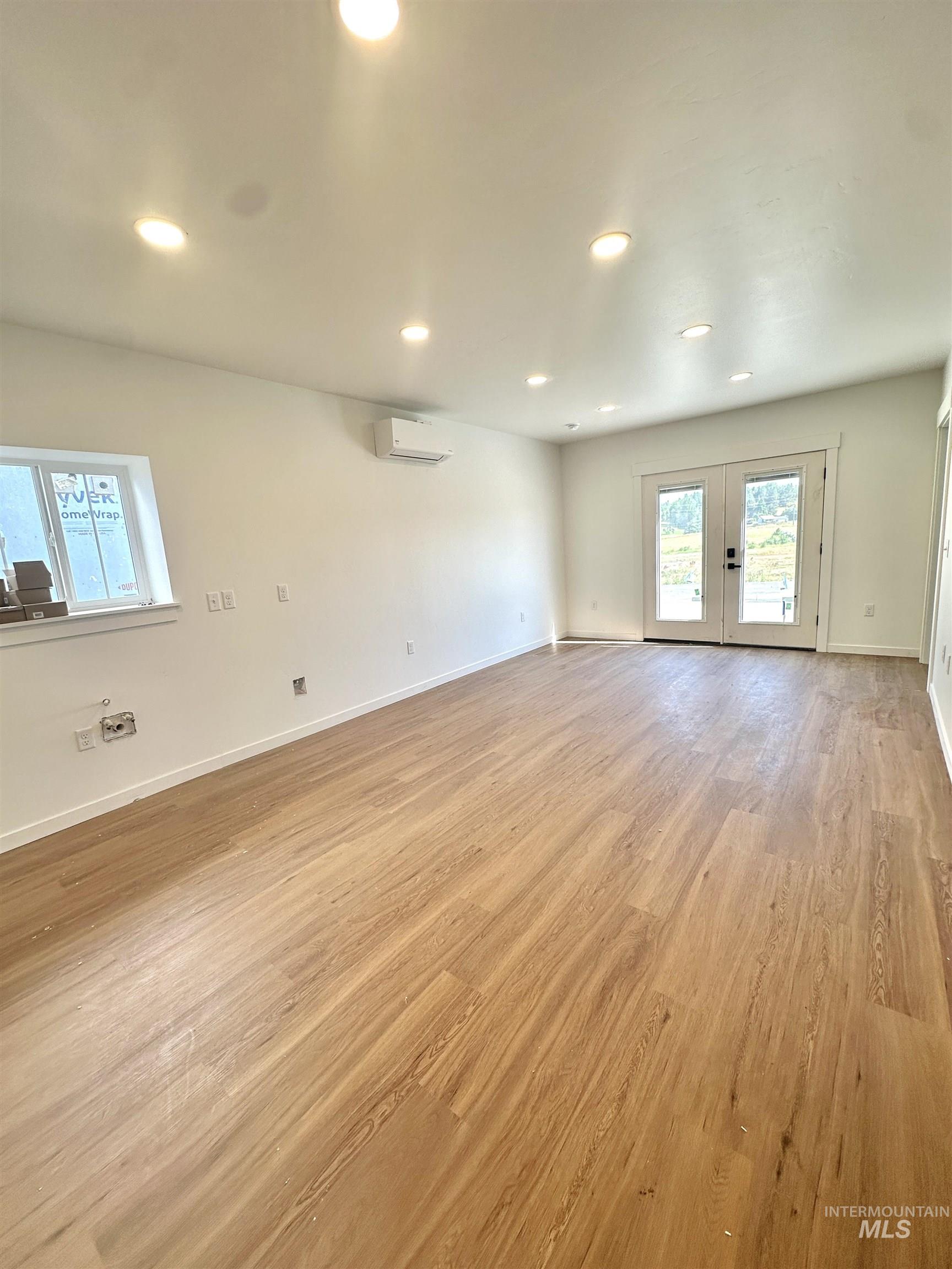 1156 Edington Property Photo 13
