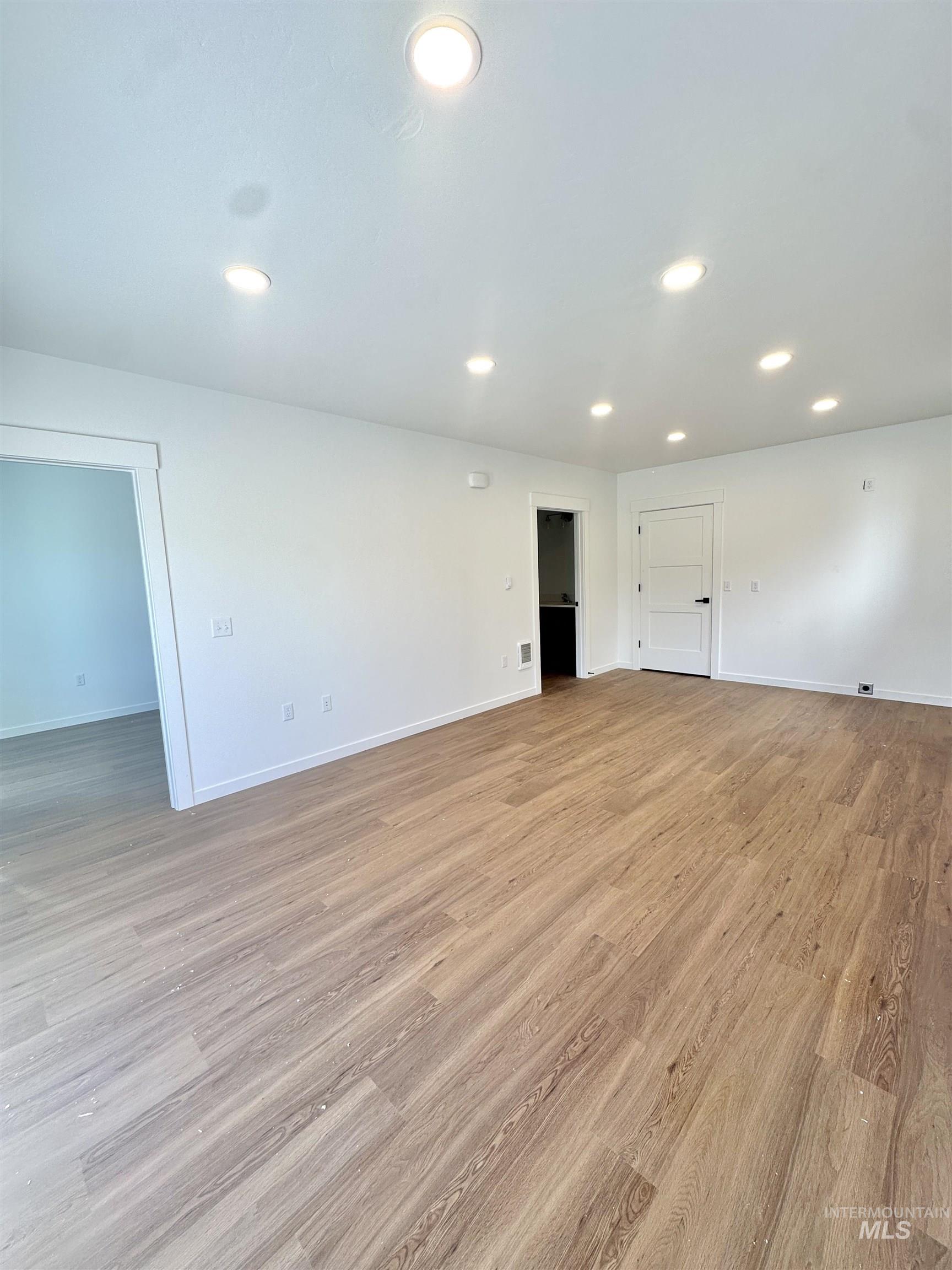 1156 Edington Property Photo 17