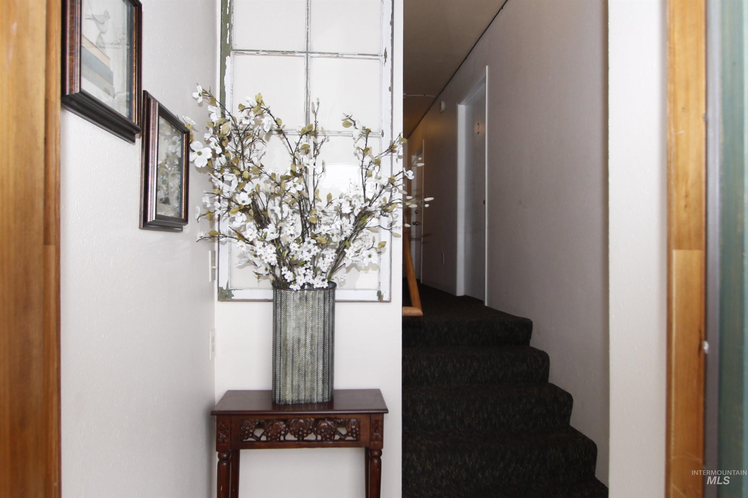 90 2nd Street Property Photo 10