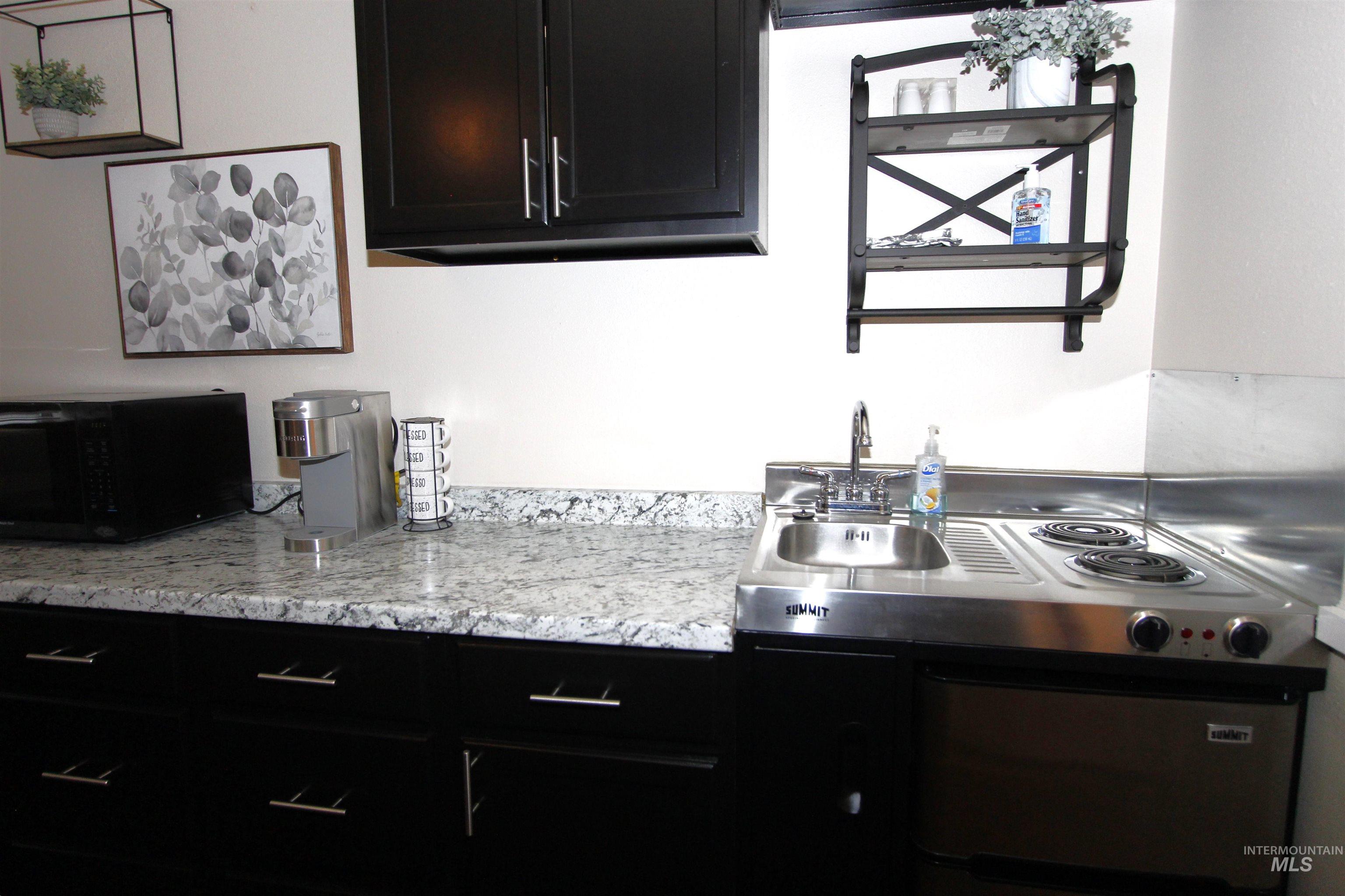 90 2nd Street Property Photo 16