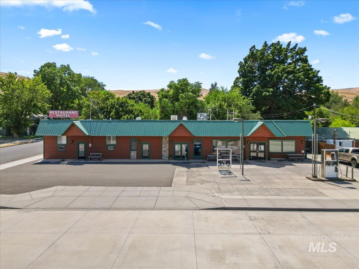 90 2nd Street Property Photo 19