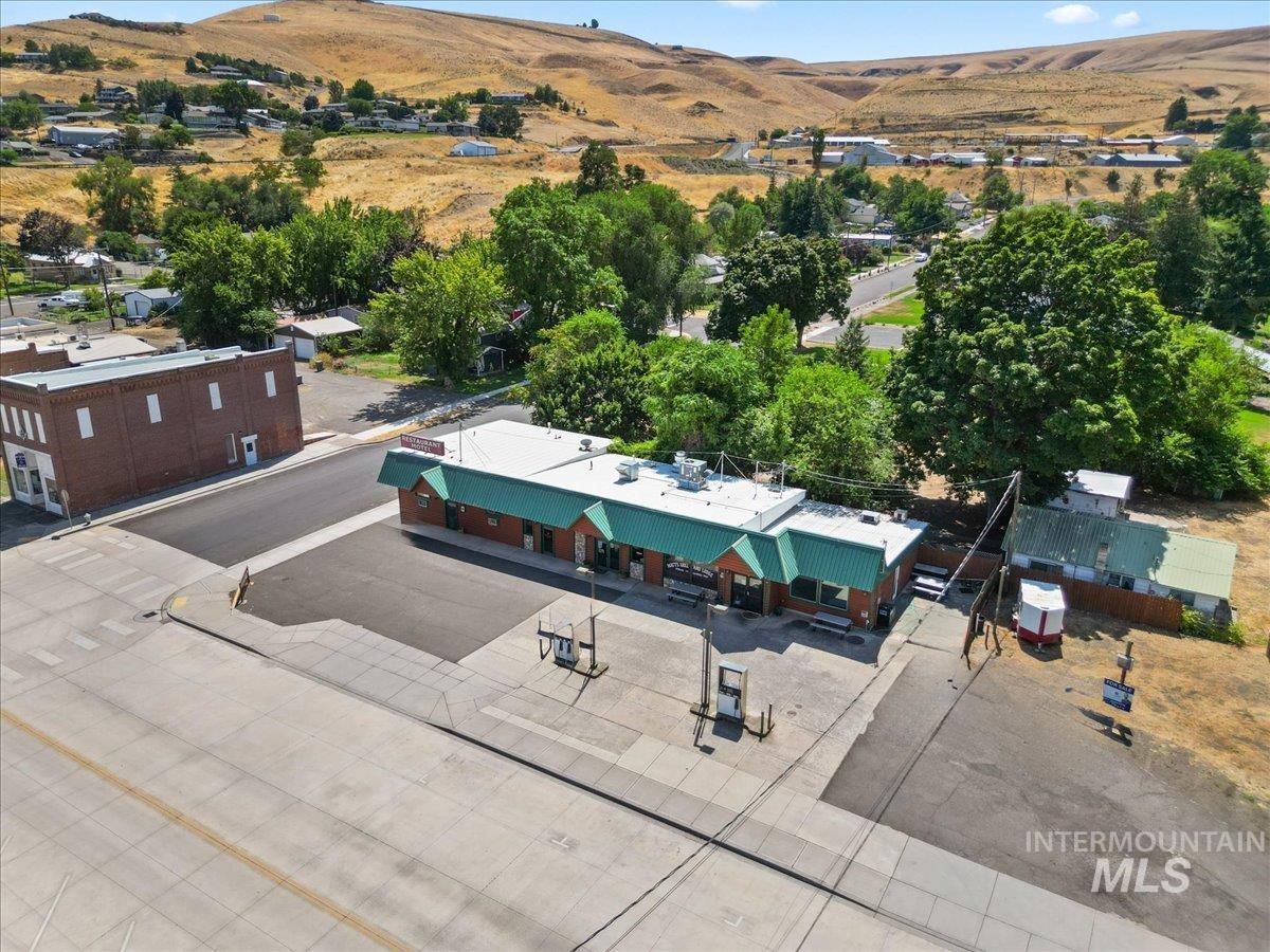 90 2nd Street Property Photo 20