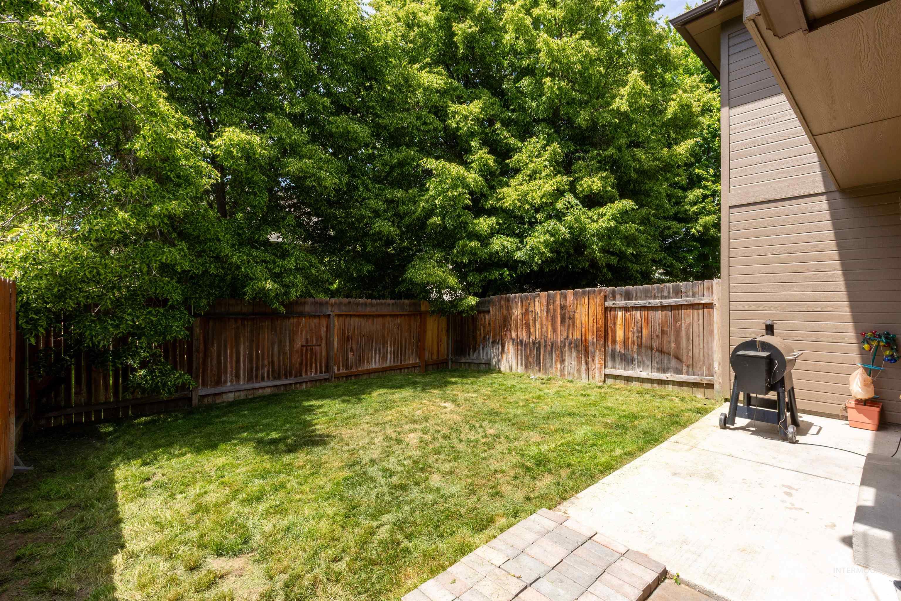 2209 S Amy Avenue Property Photo 38