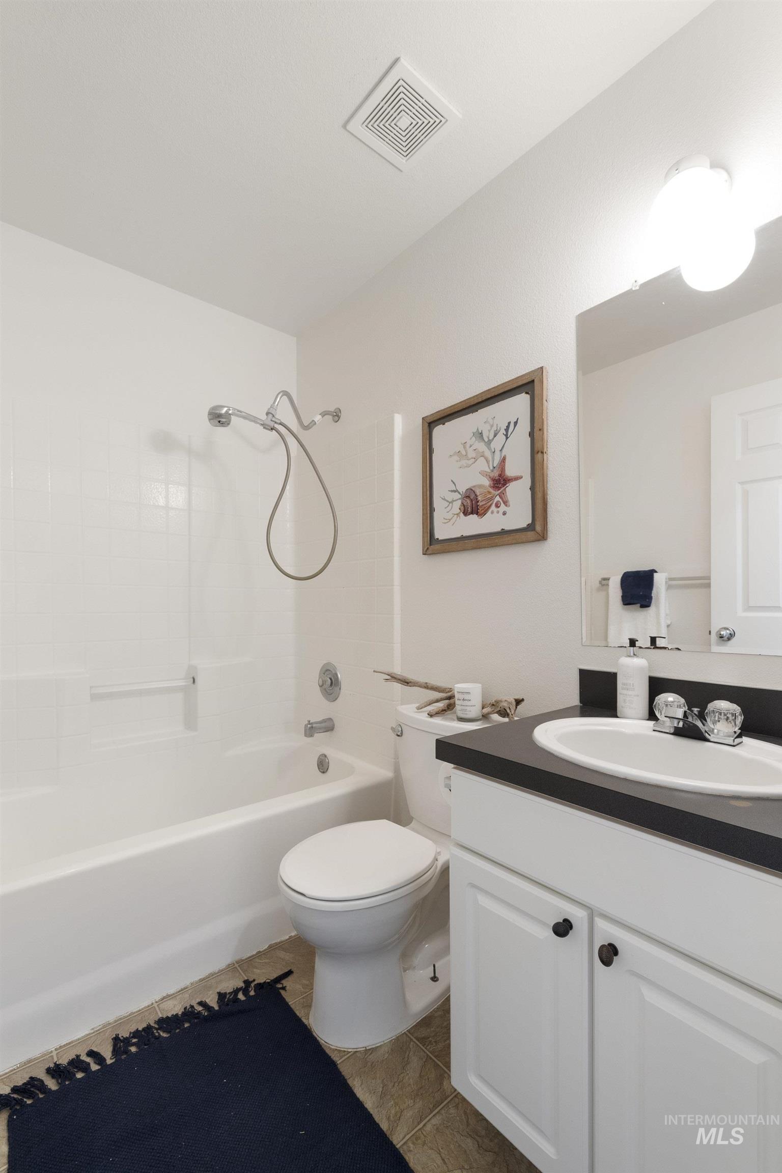 149 E Woodbury Property Photo 16