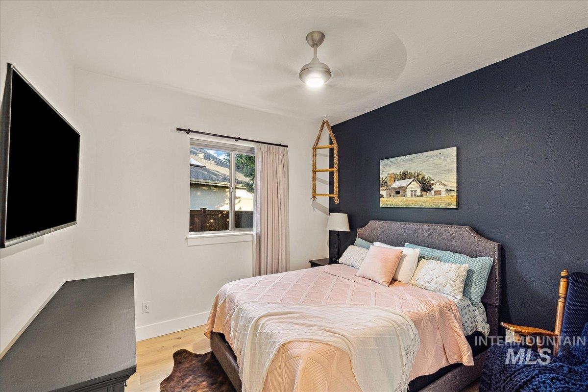 102 S Streamleaf Property Photo 31