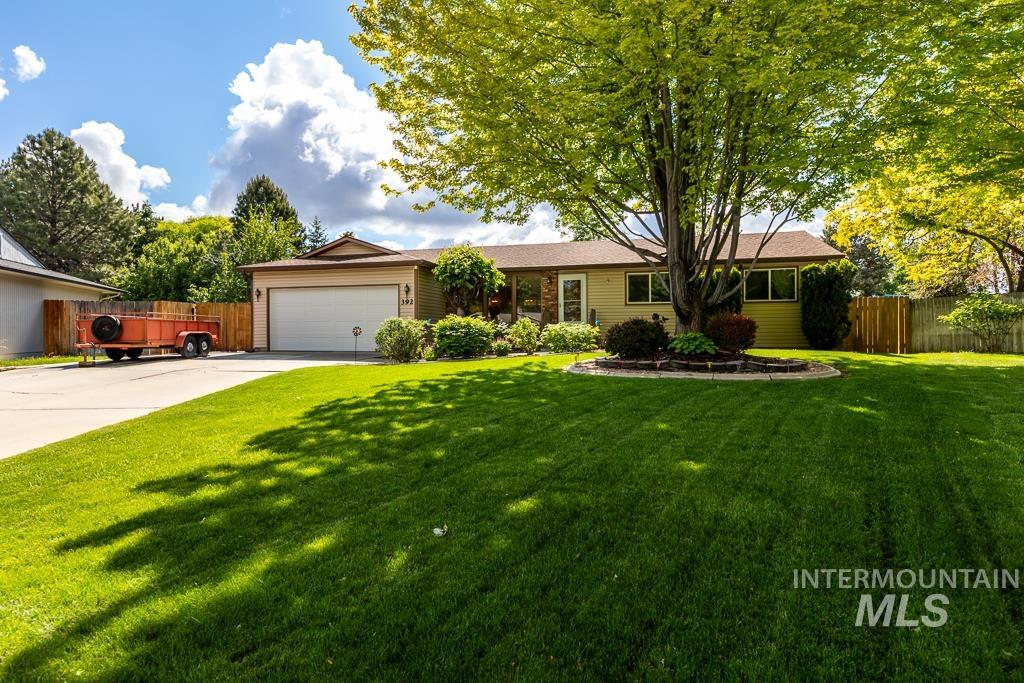 392 S Sun Burst Way Property Photo 1