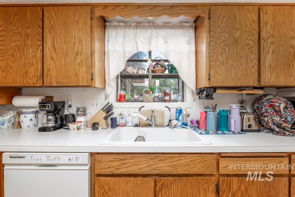 392 S Sun Burst Way Property Photo 13