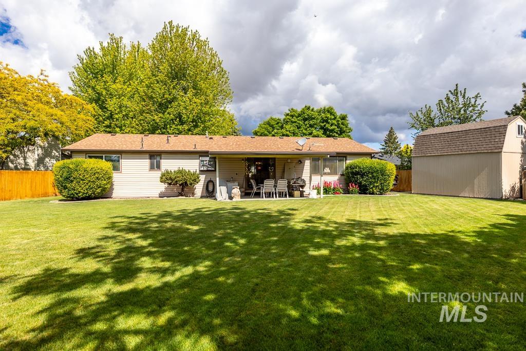392 S Sun Burst Way Property Photo 27