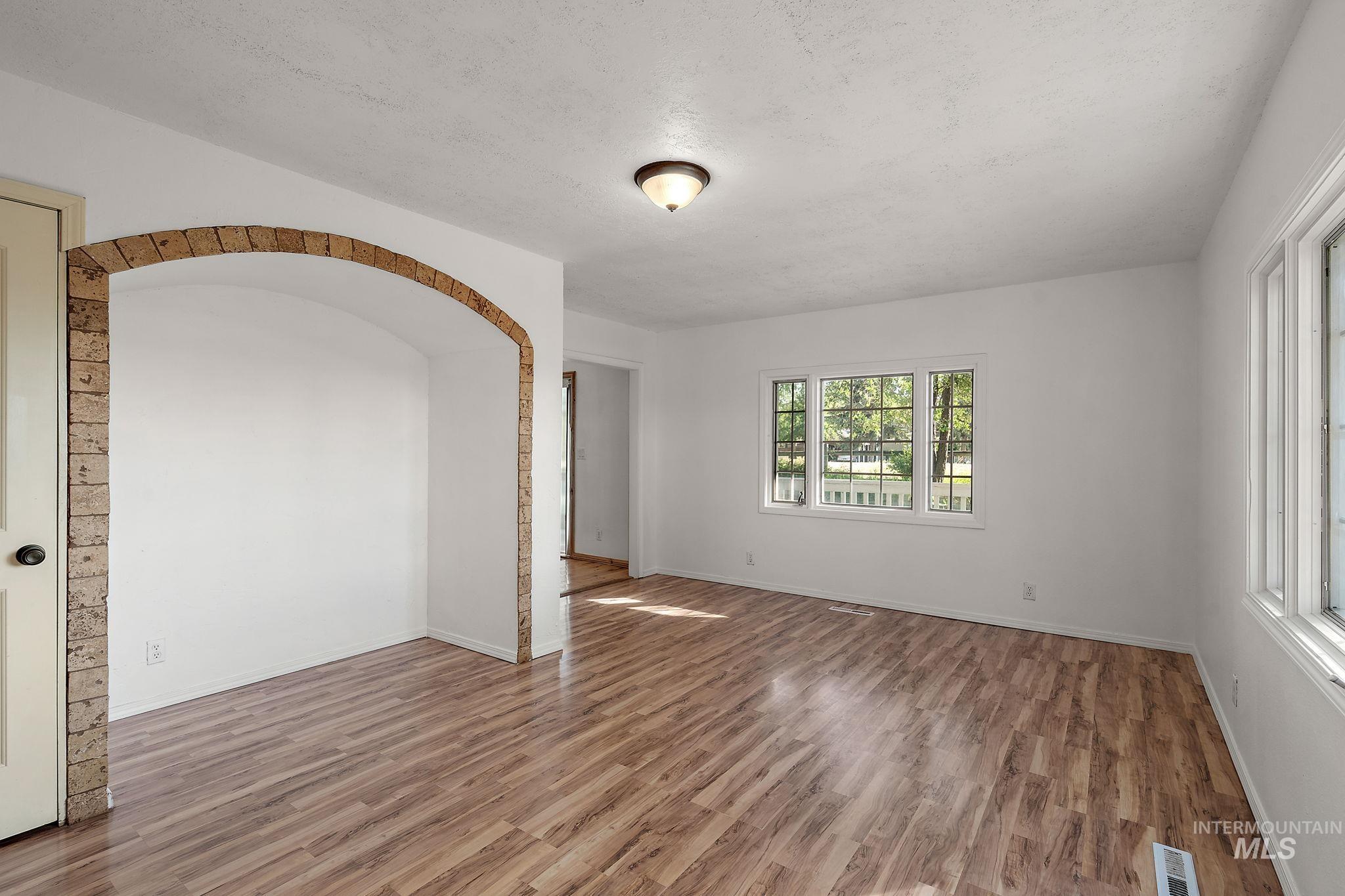 11141 Hailey Ave Property Photo 23