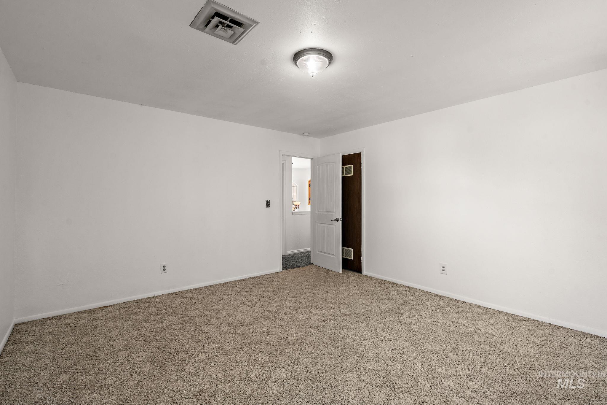11141 Hailey Ave Property Photo 38