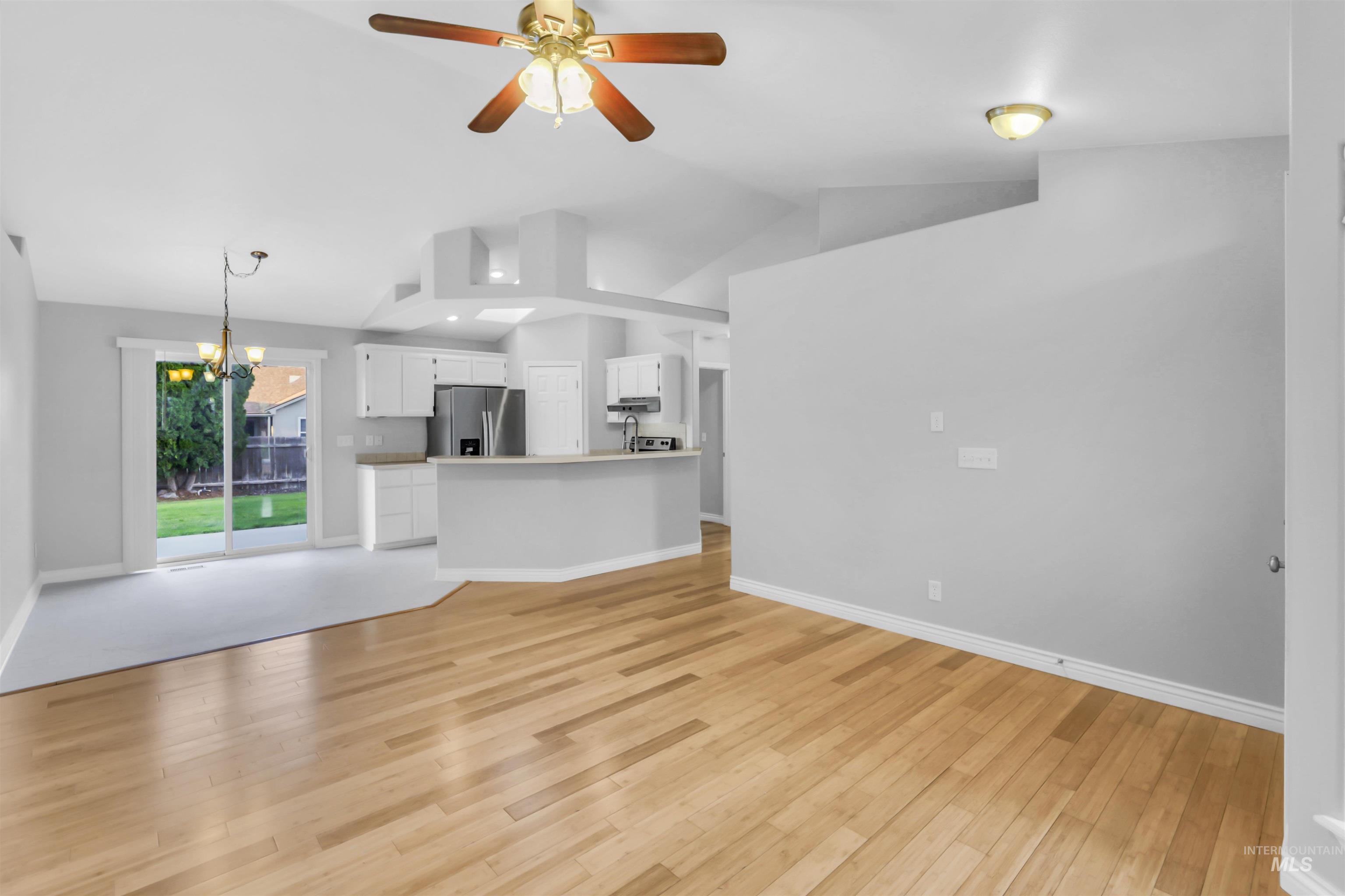 4104 Iris Ct Property Photo 15