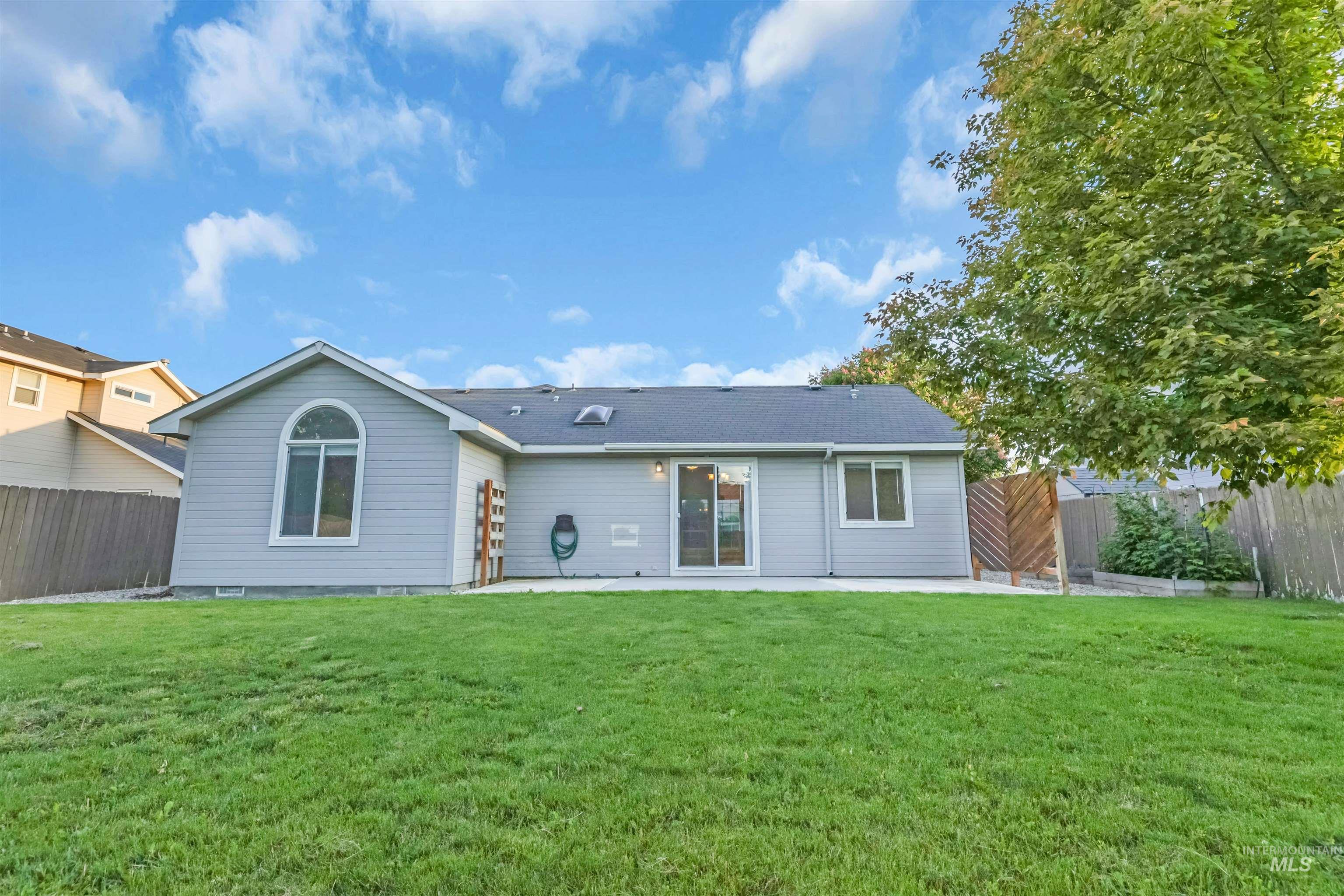 4104 Iris Ct Property Photo 24
