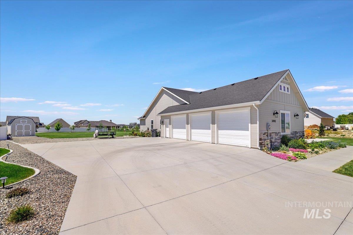 3492 E 3600 N Property Photo 32