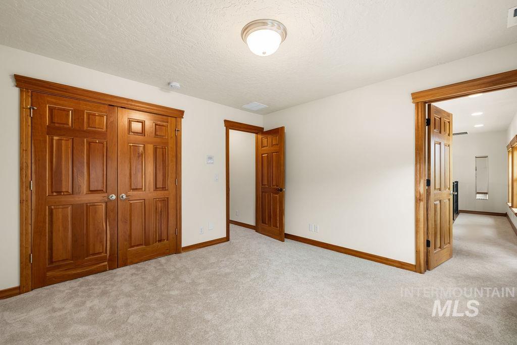 4553 N Arrow Crest Way Property Photo 39