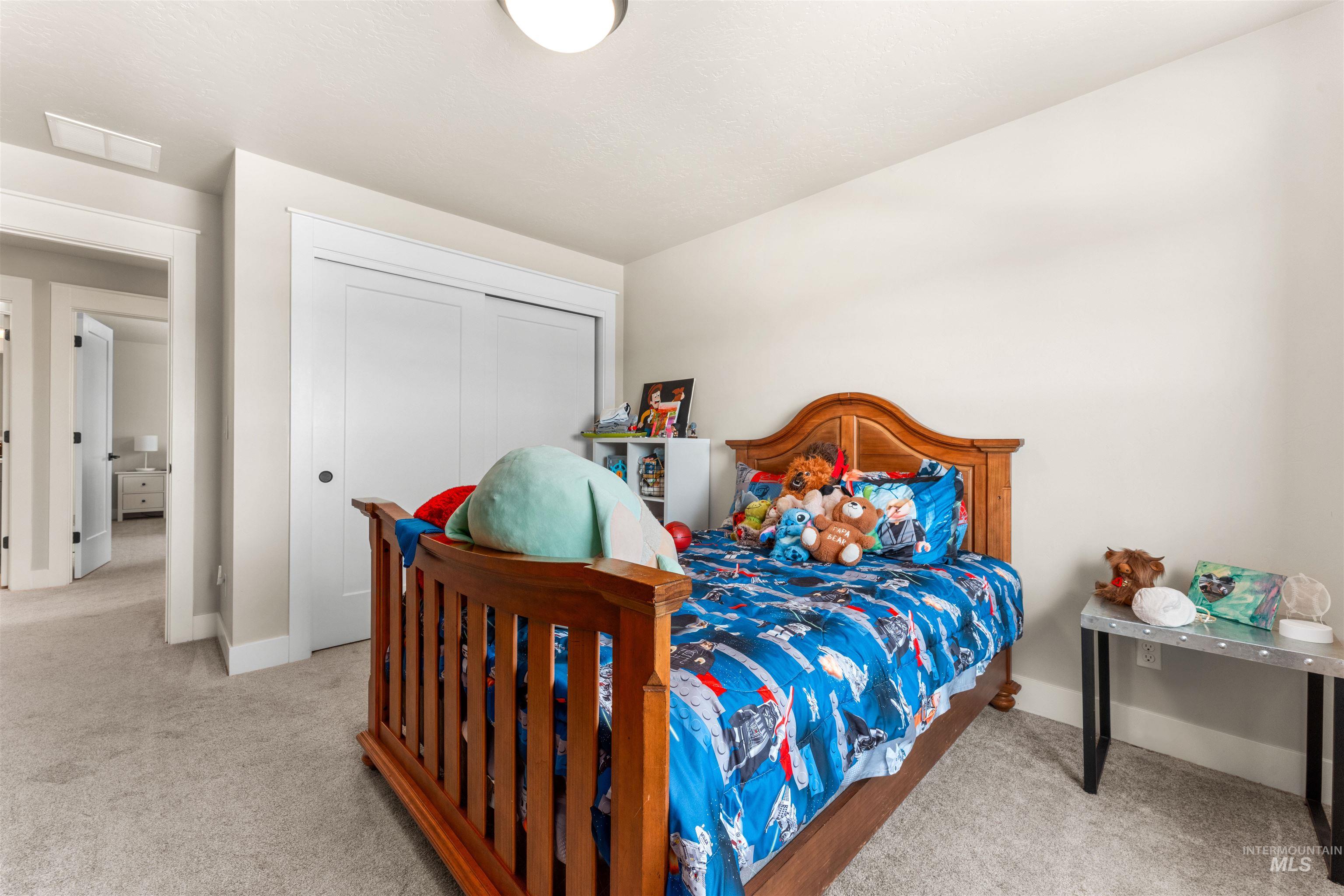 1642 Banff St Property Photo 26