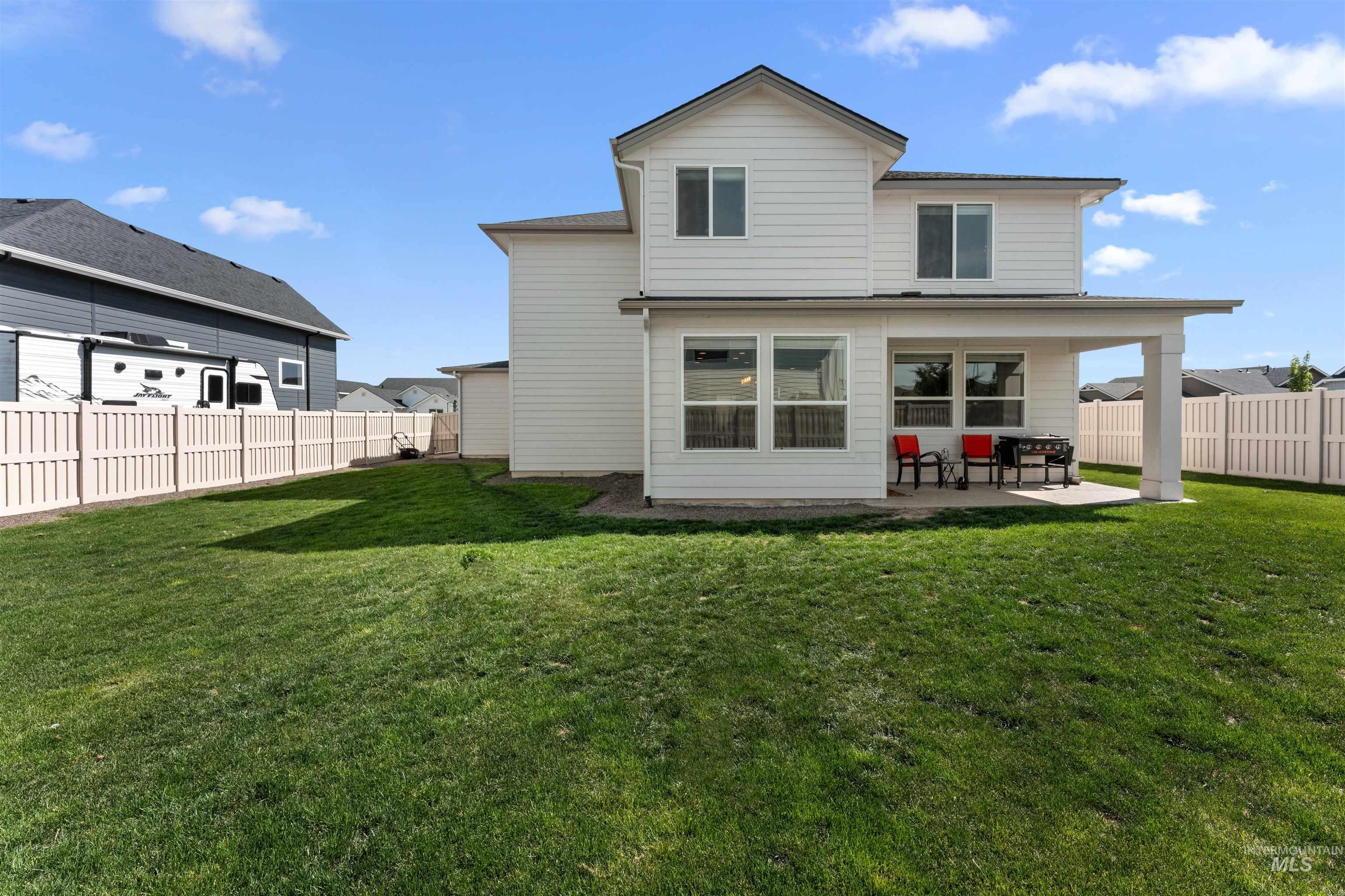 1642 Banff St Property Photo 36