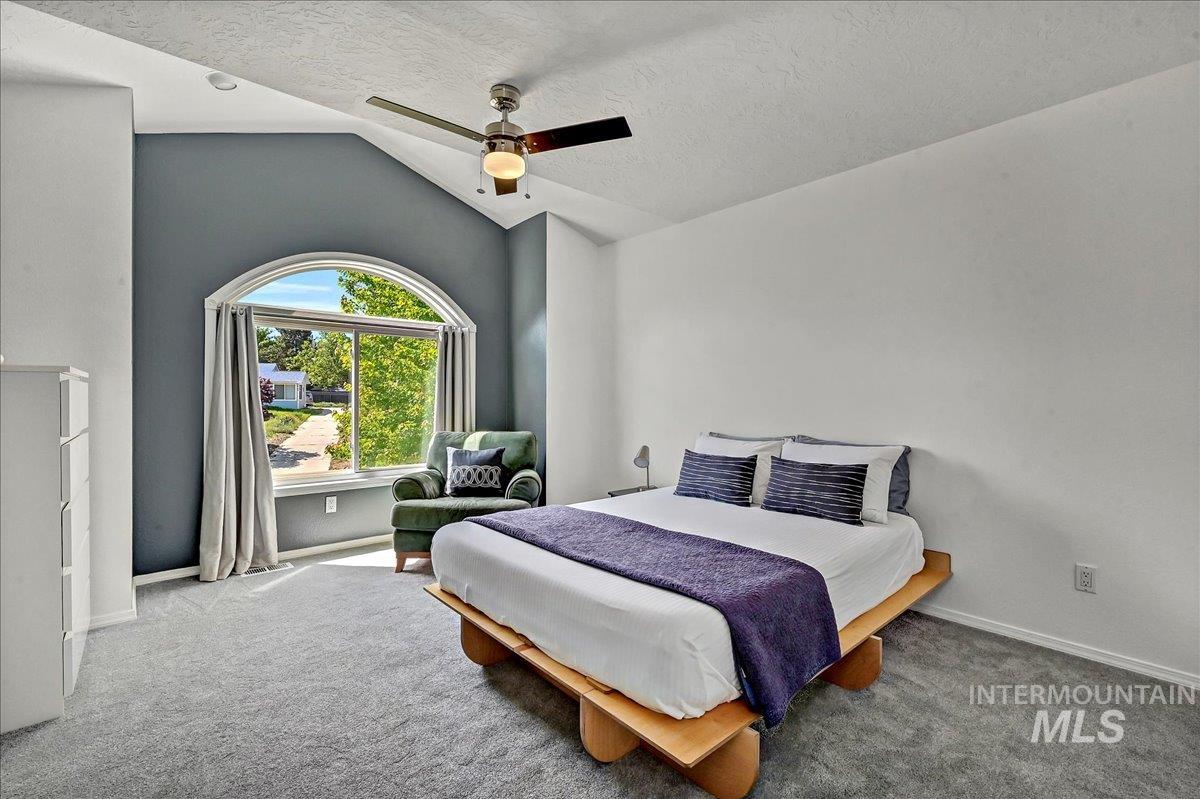 2942 E Eastgate Dr Property Photo 23