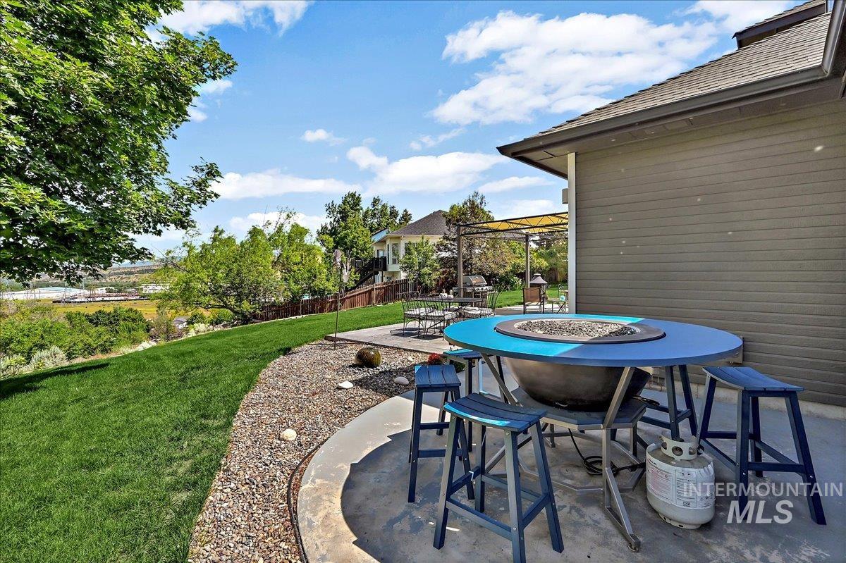 2942 E Eastgate Dr Property Photo 30