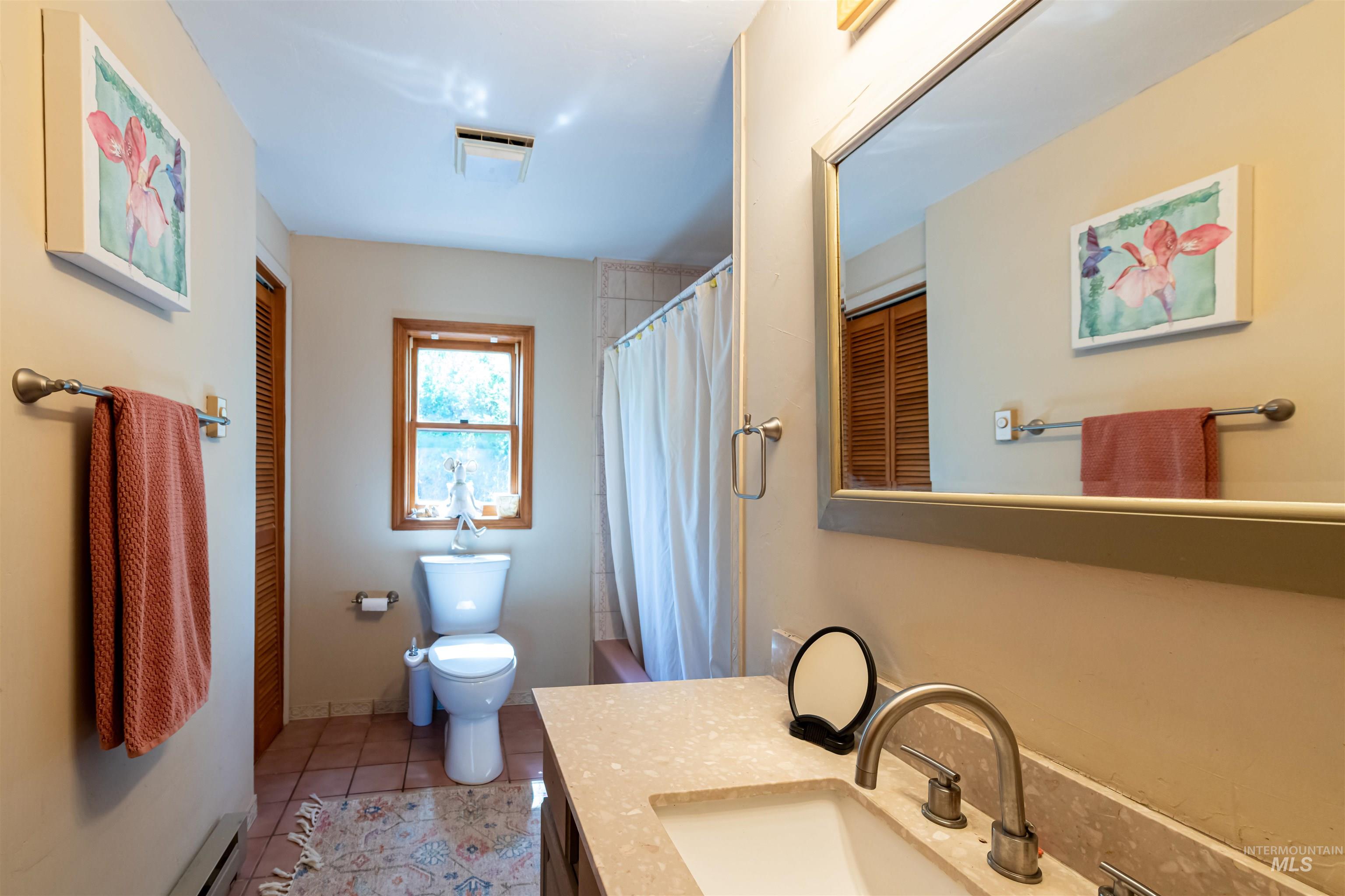 39055 Hilltop Ln Property Photo 13