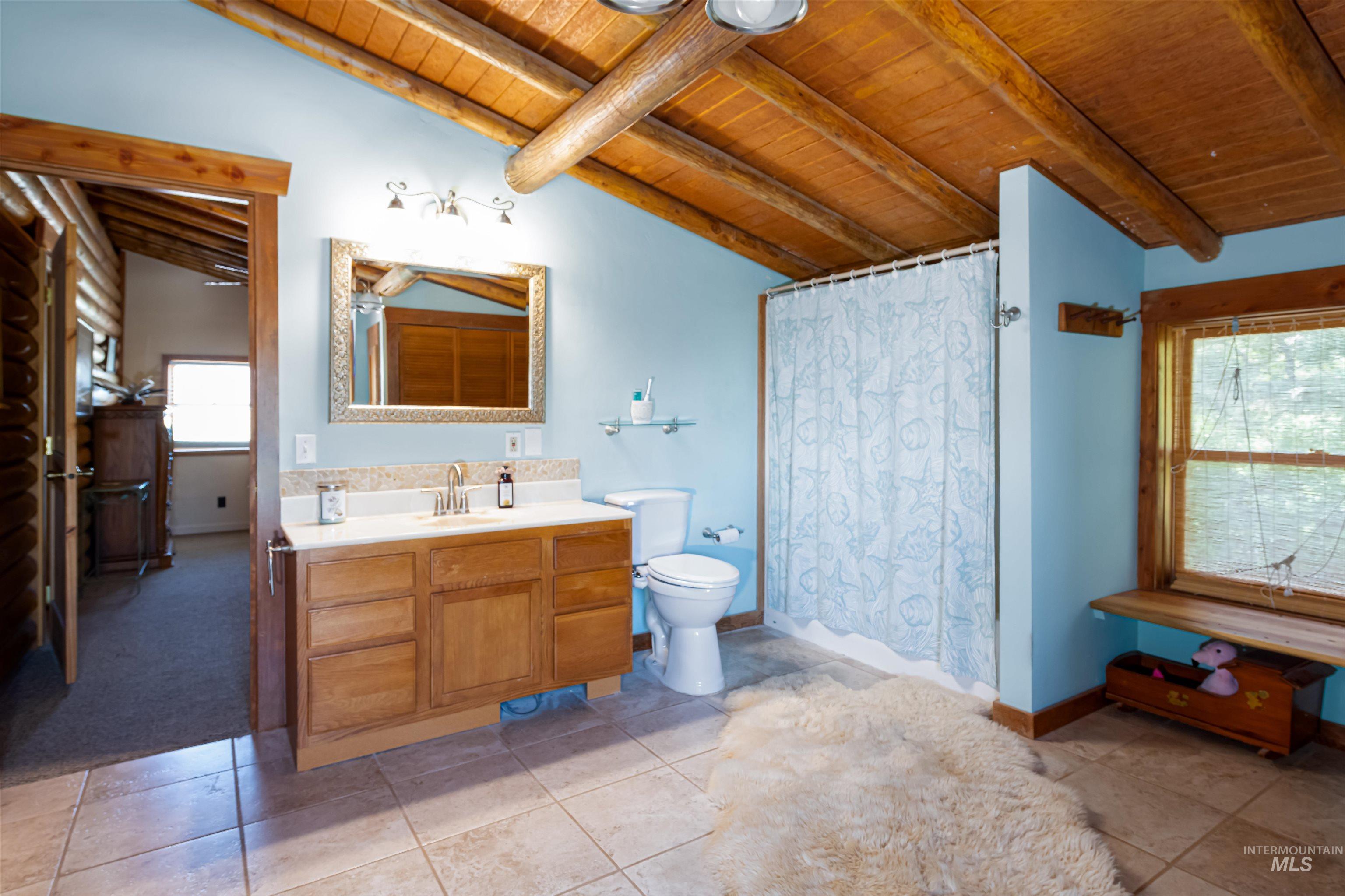 39055 Hilltop Ln Property Photo 17