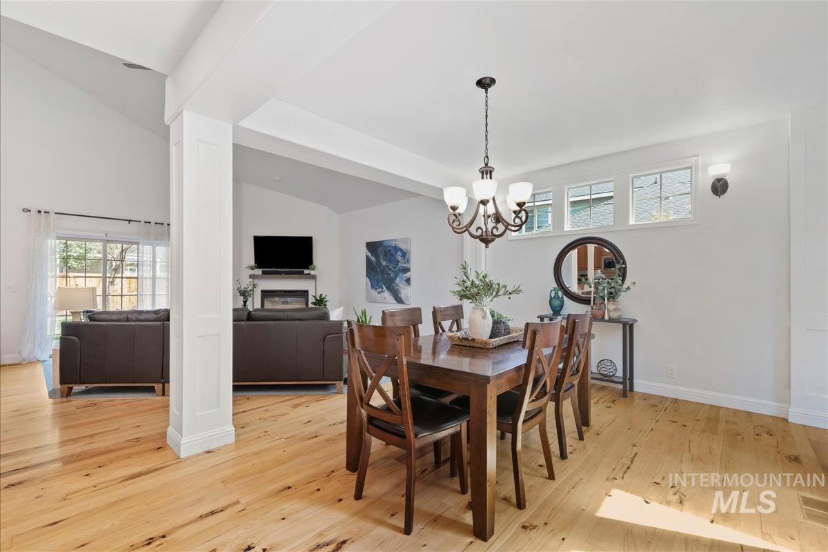 1524 N Watson Property Photo 4
