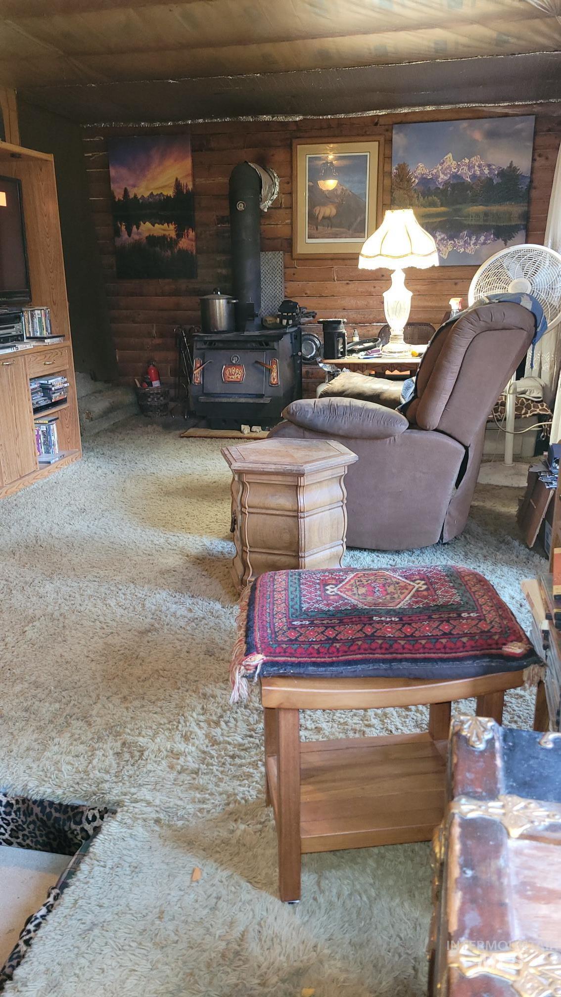 1896 Crooked River Road Property Photo 8